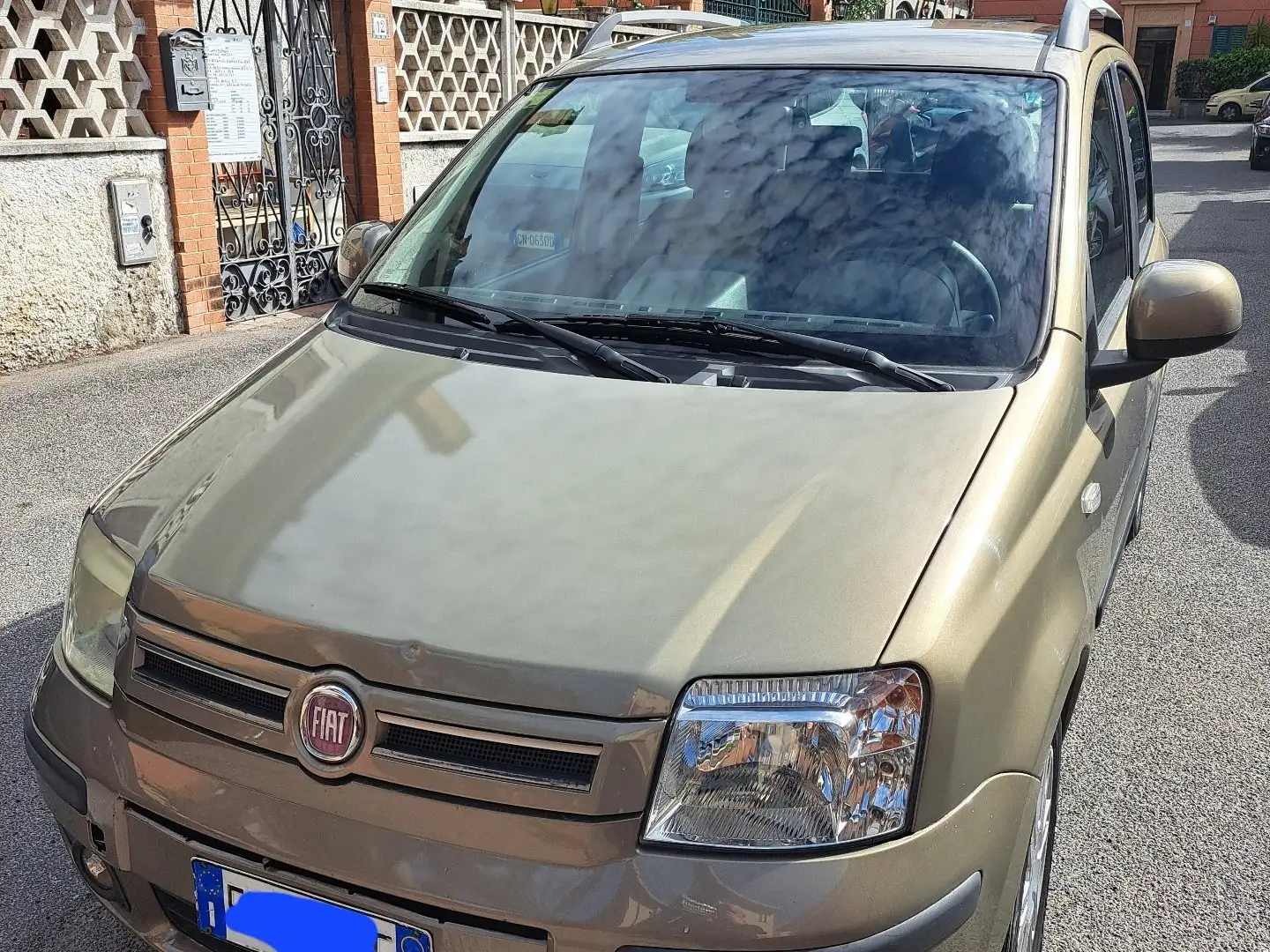 Fiat Panda 1.2 Emotion 69cv E5 Dualogic cambio aut. Brons - 1