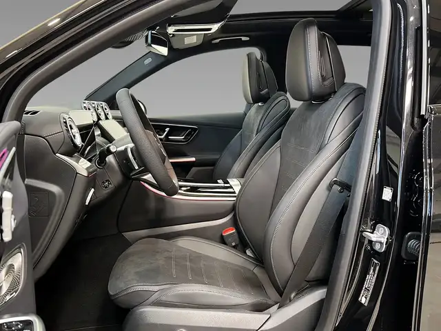 Mercedes-Benz GLC view 8