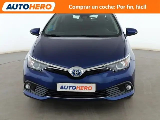 Toyota Auris view 9