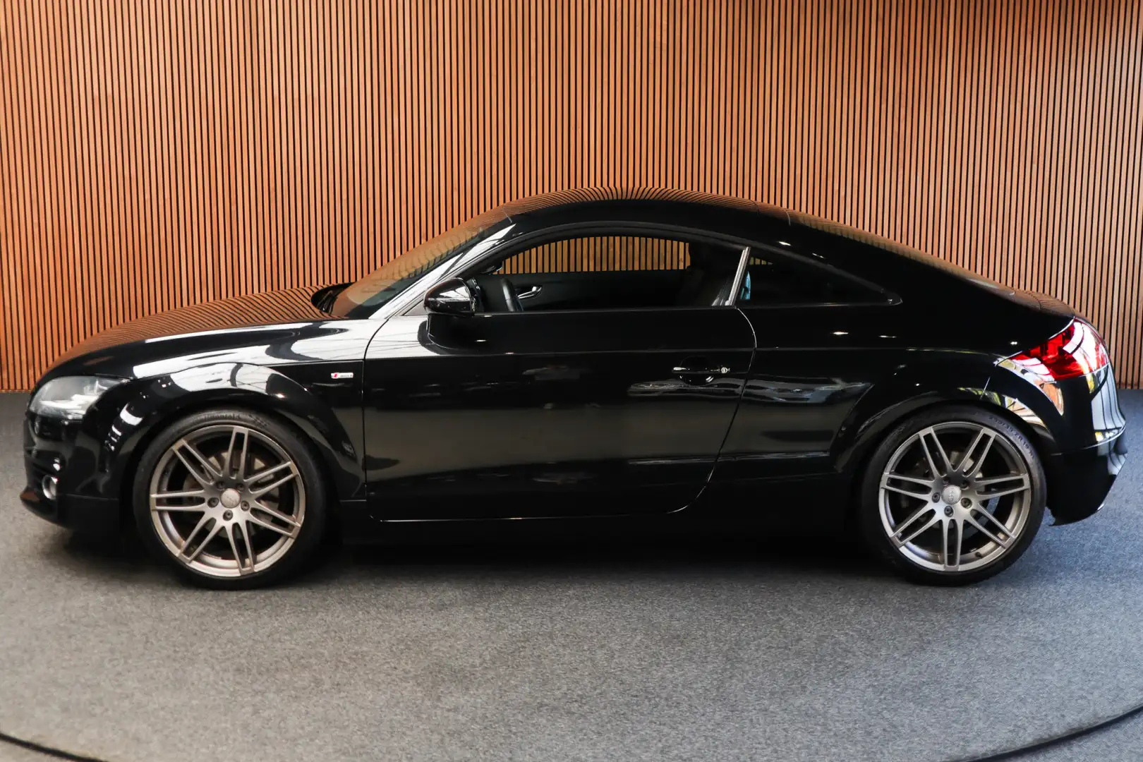 Audi TT 1.8 TFSI S-Line Navi Leer Camera Climate PDC Bi-Xe Noir - 2