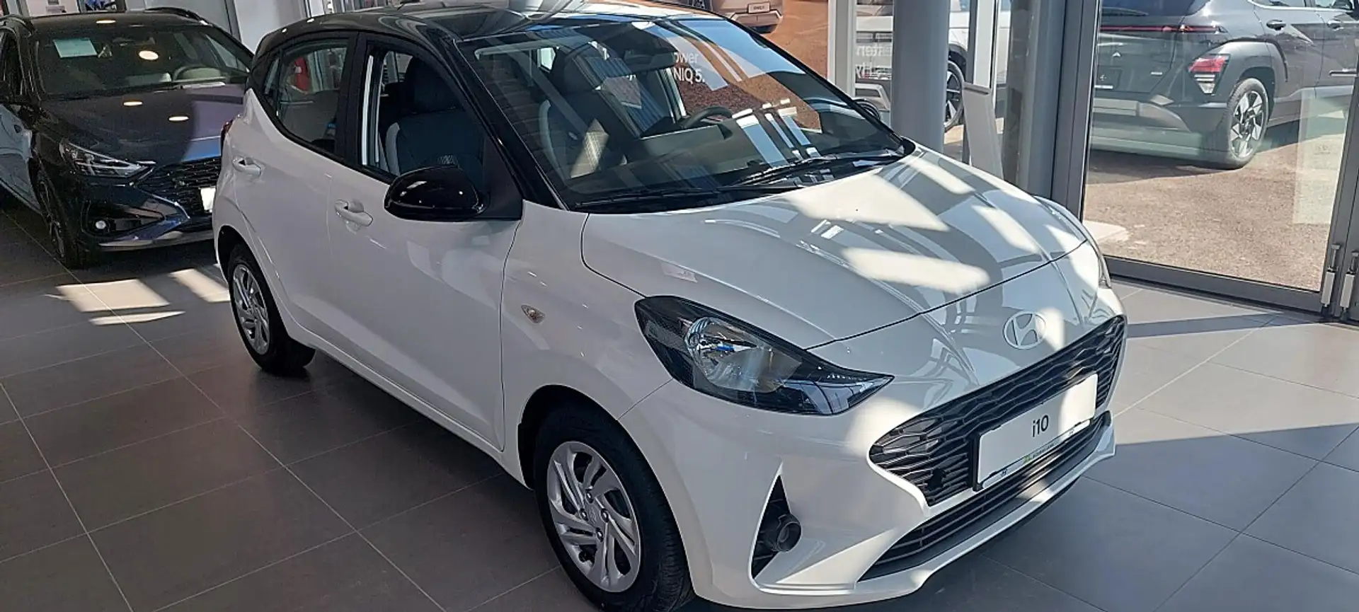 Hyundai i10 GO 1,0 MT Weiß - 1