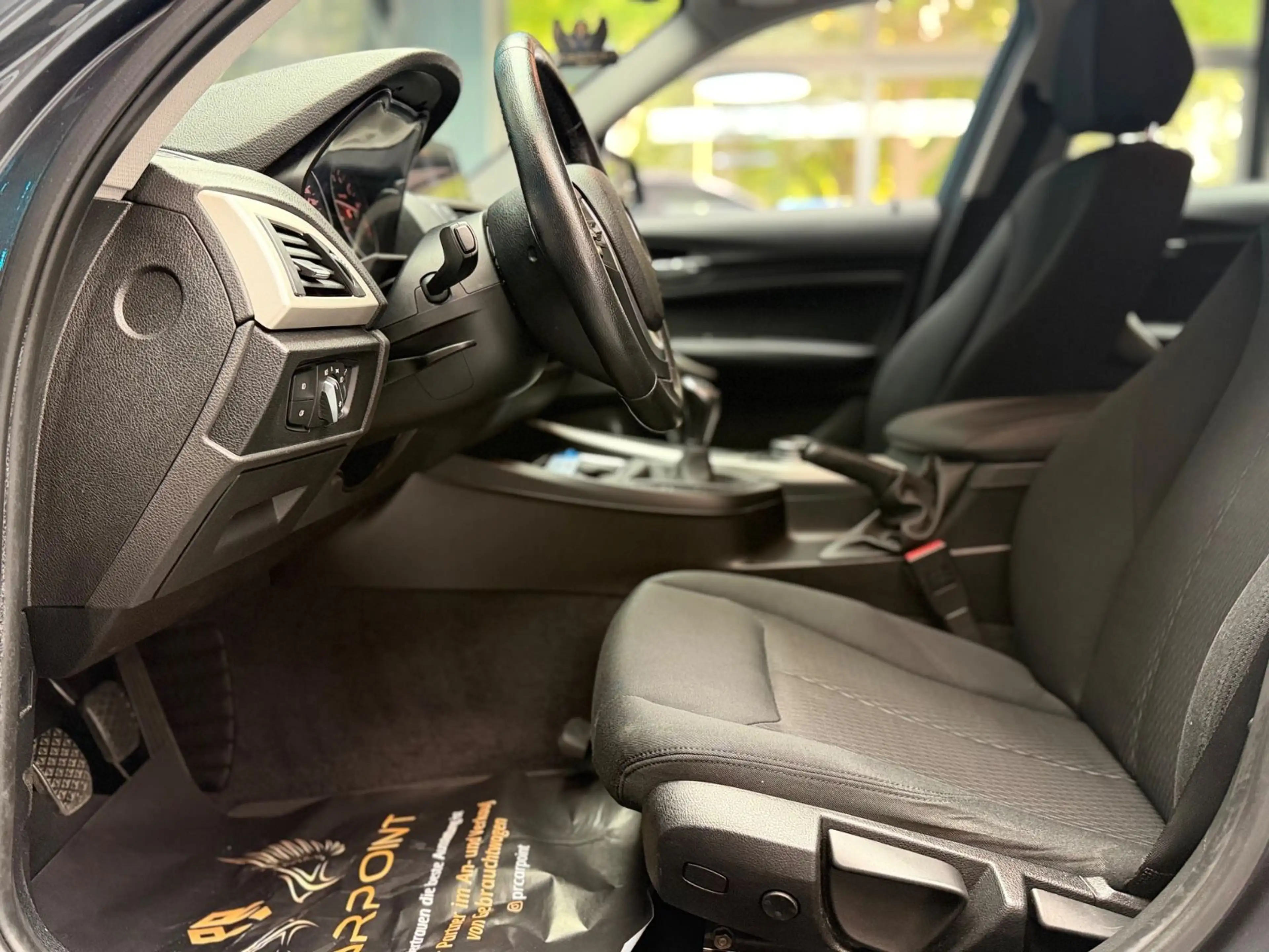 BMW 120 Limo/Xenon/KlimaA/Navi/PDC/BT/Temp. — photo 15
