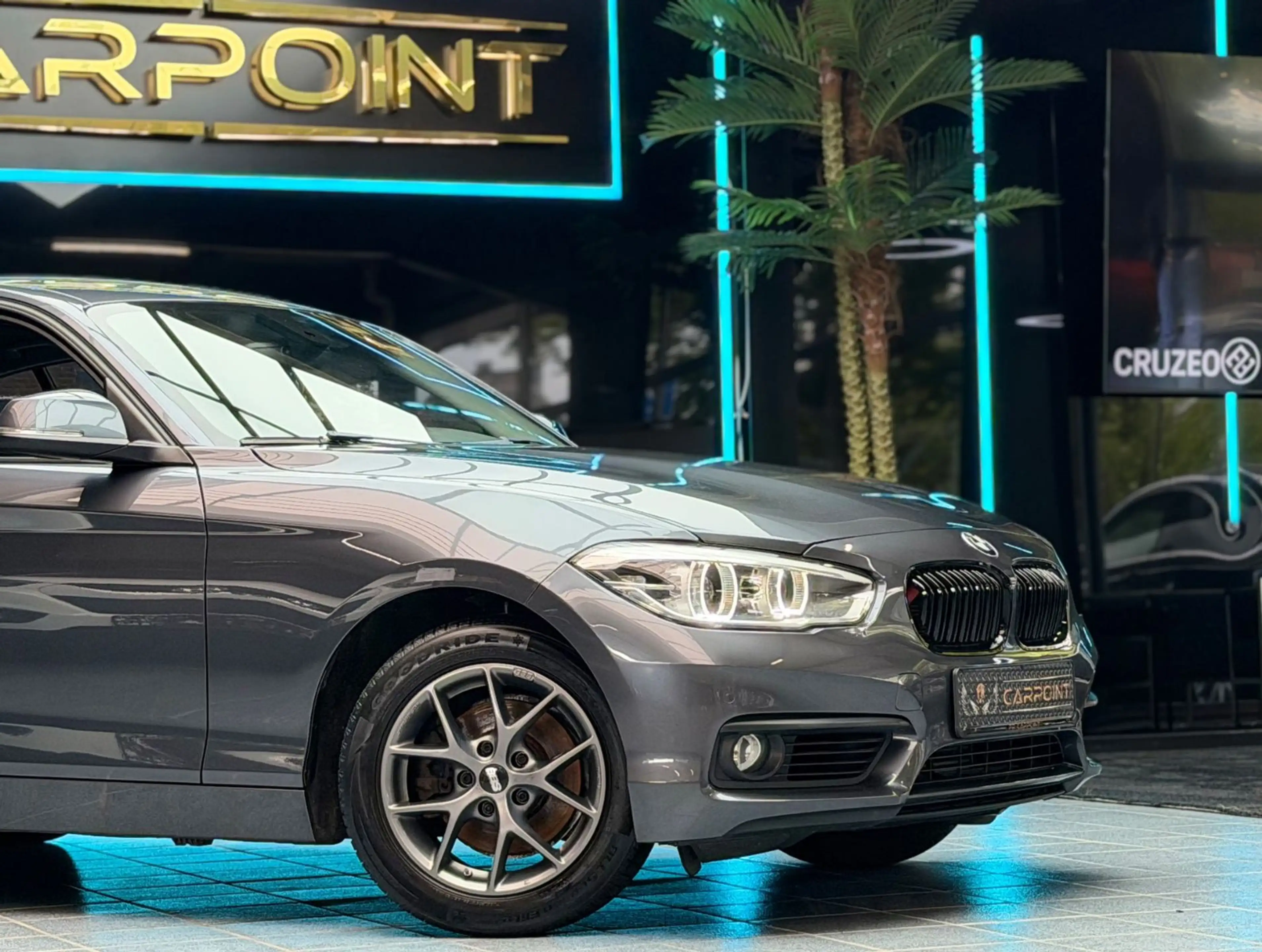 BMW 120 Limo/Xenon/KlimaA/Navi/PDC/BT/Temp. — photo 8
