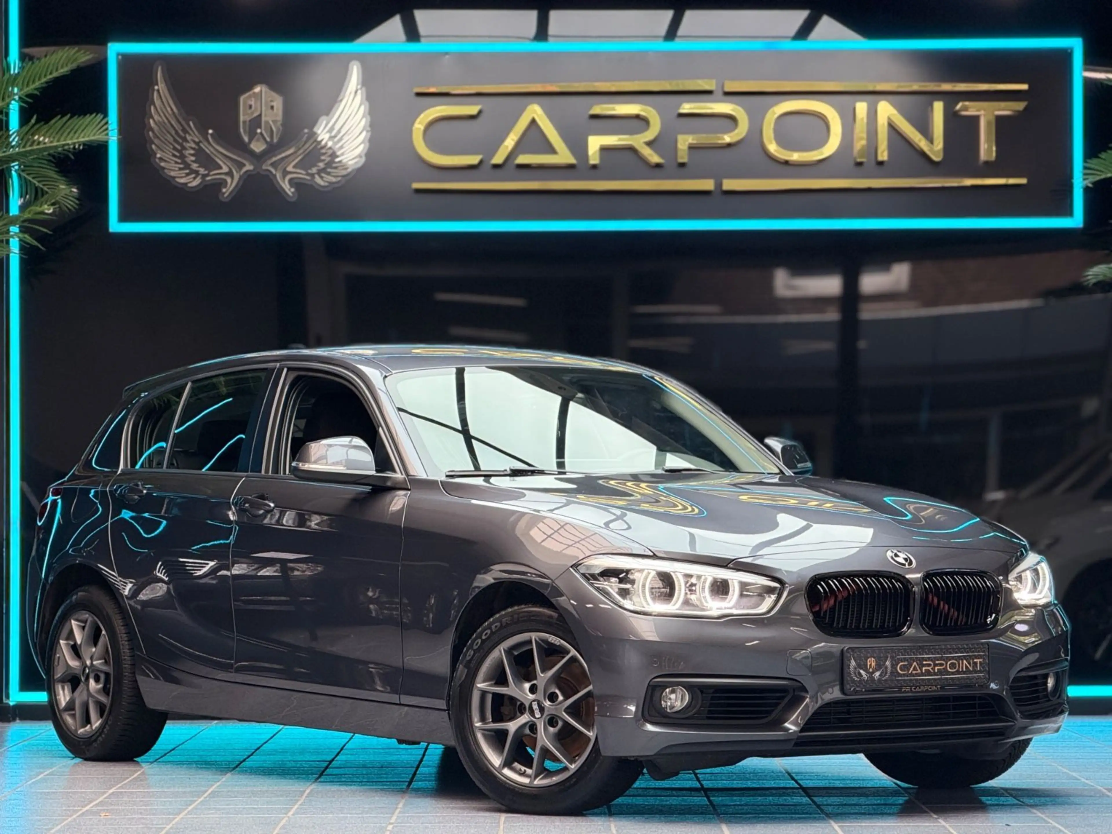 BMW 120 Limo/Xenon/KlimaA/Navi/PDC/BT/Temp. — photo 6