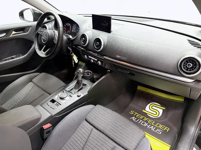 Audi A3 view 10