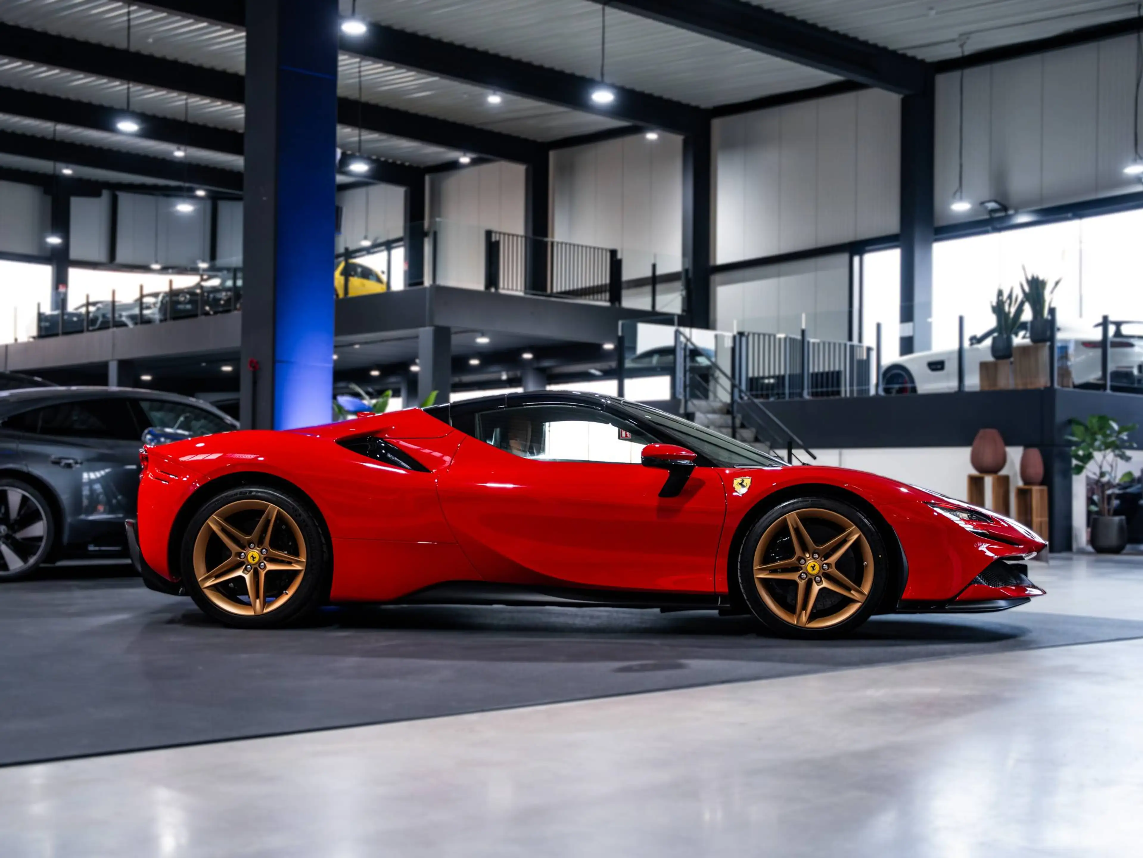 Ferrari SF90 Spider 4.0 V8 PHEV - Asseto Fiorano Pack - VAT - Daytona — photo 6
