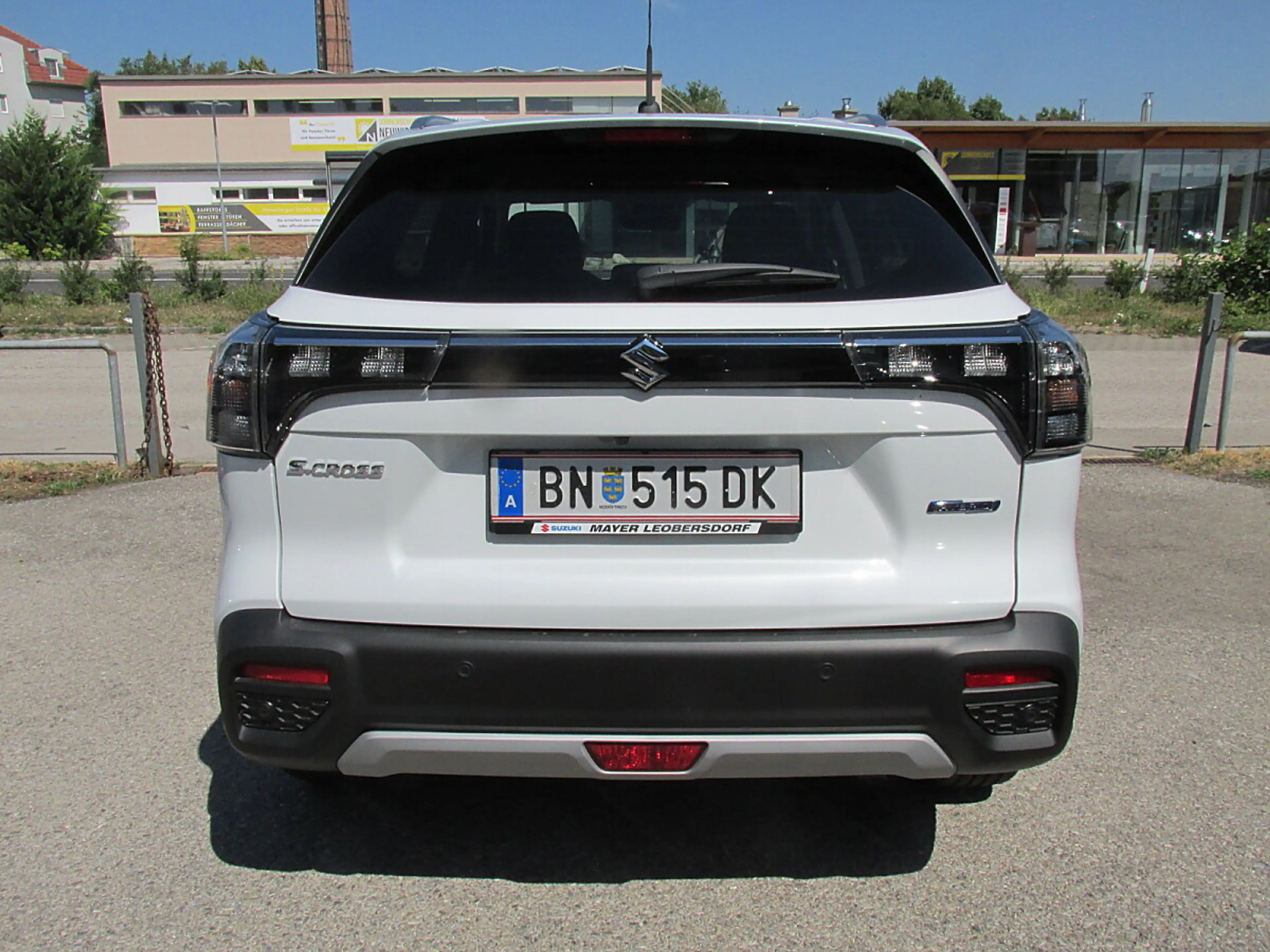 Suzuki S-Cross 1,4 Hybrid ALLGRIP shine Aut. — photo 4