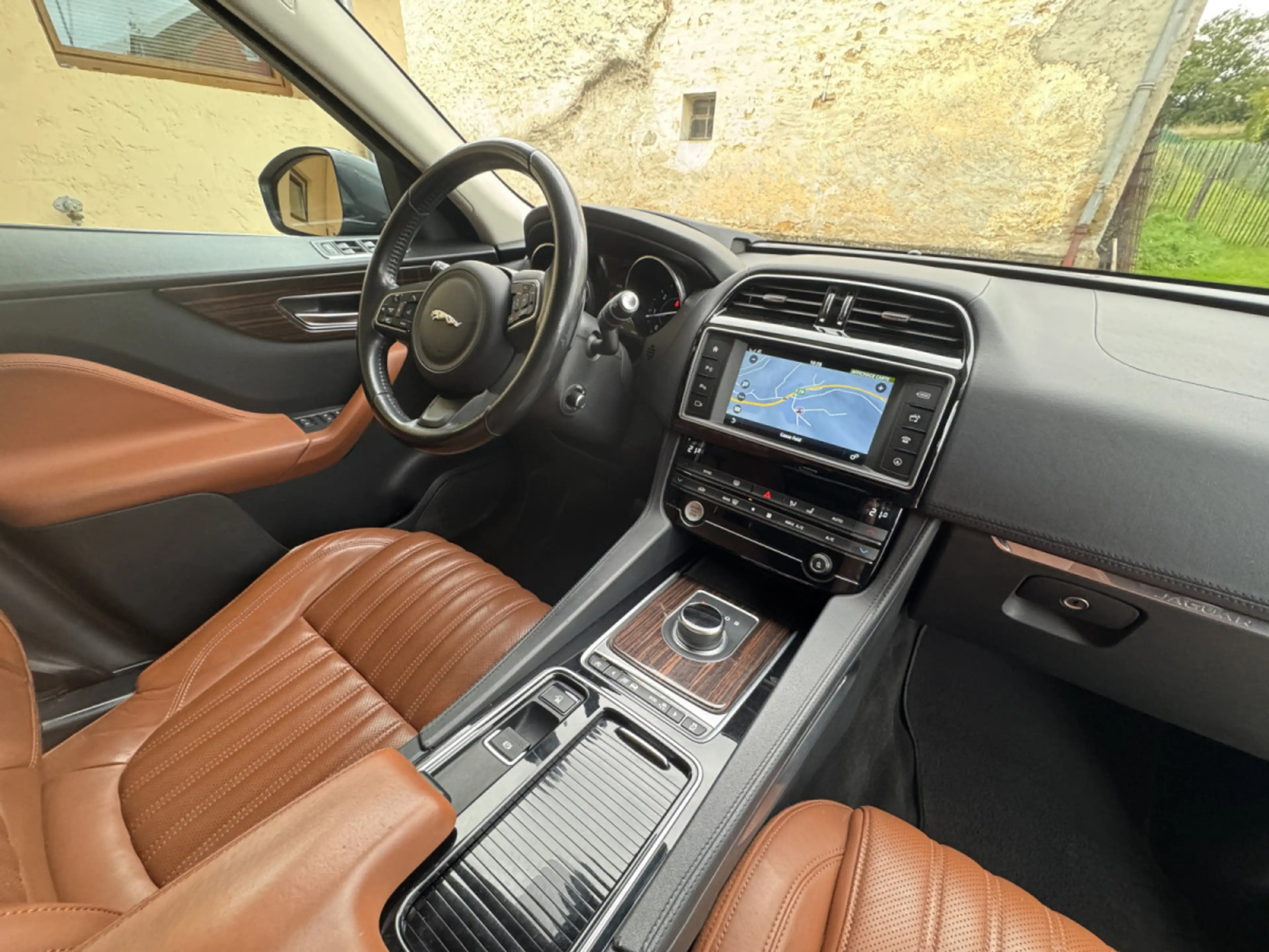 Jaguar F-Pace Jaguar F-PACE Portfolio 30d AWD - 221kW — photo 8