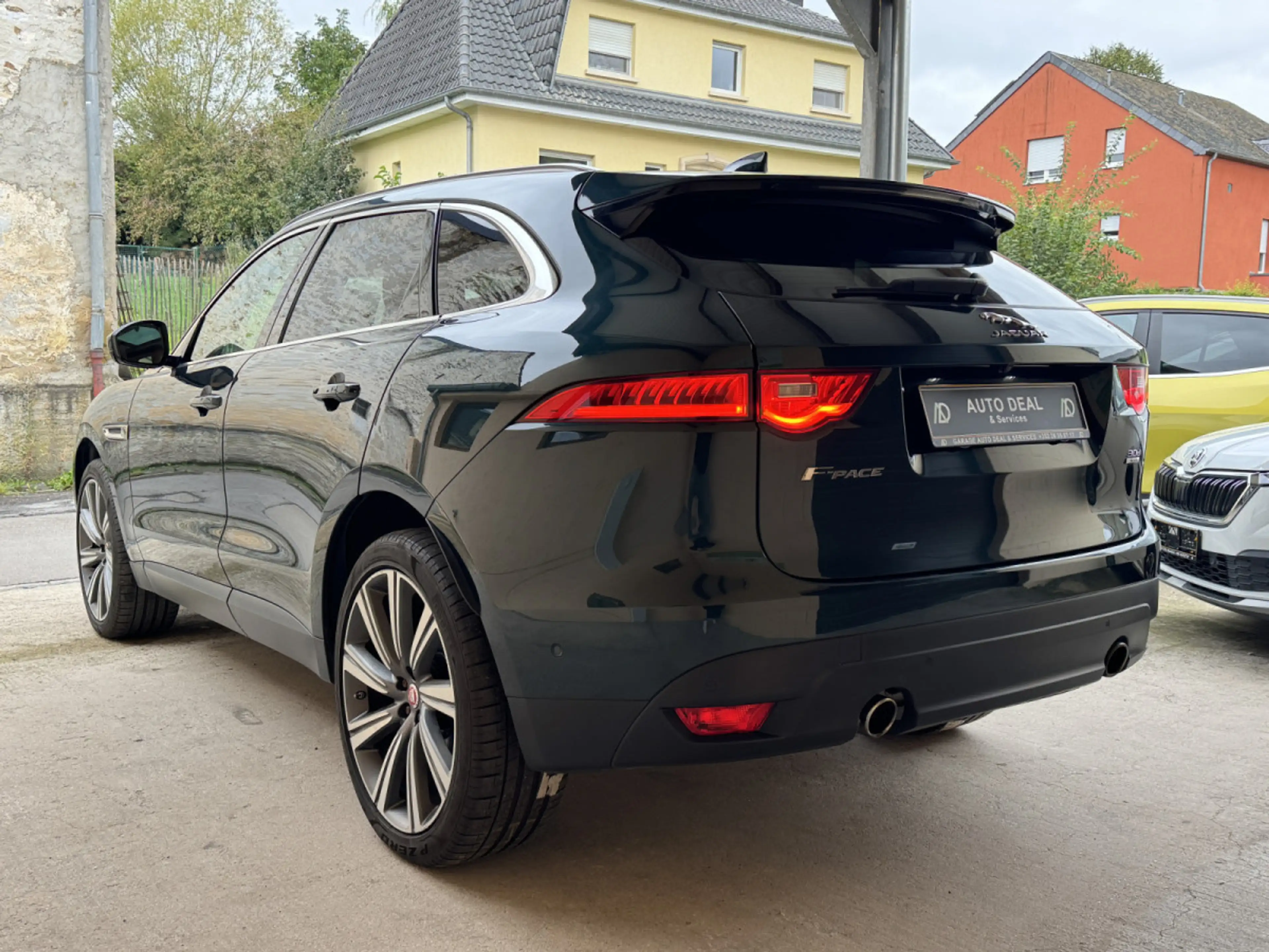 Jaguar F-Pace Jaguar F-PACE Portfolio 30d AWD - 221kW — photo 4