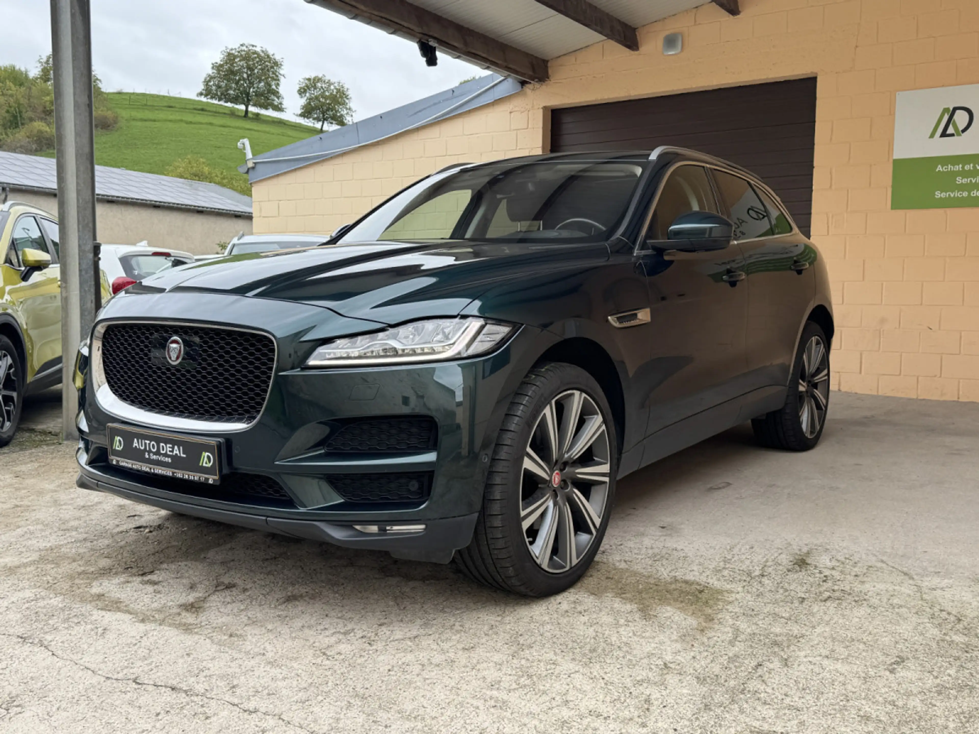 Jaguar F-Pace Jaguar F-PACE Portfolio 30d AWD - 221kW — photo 3