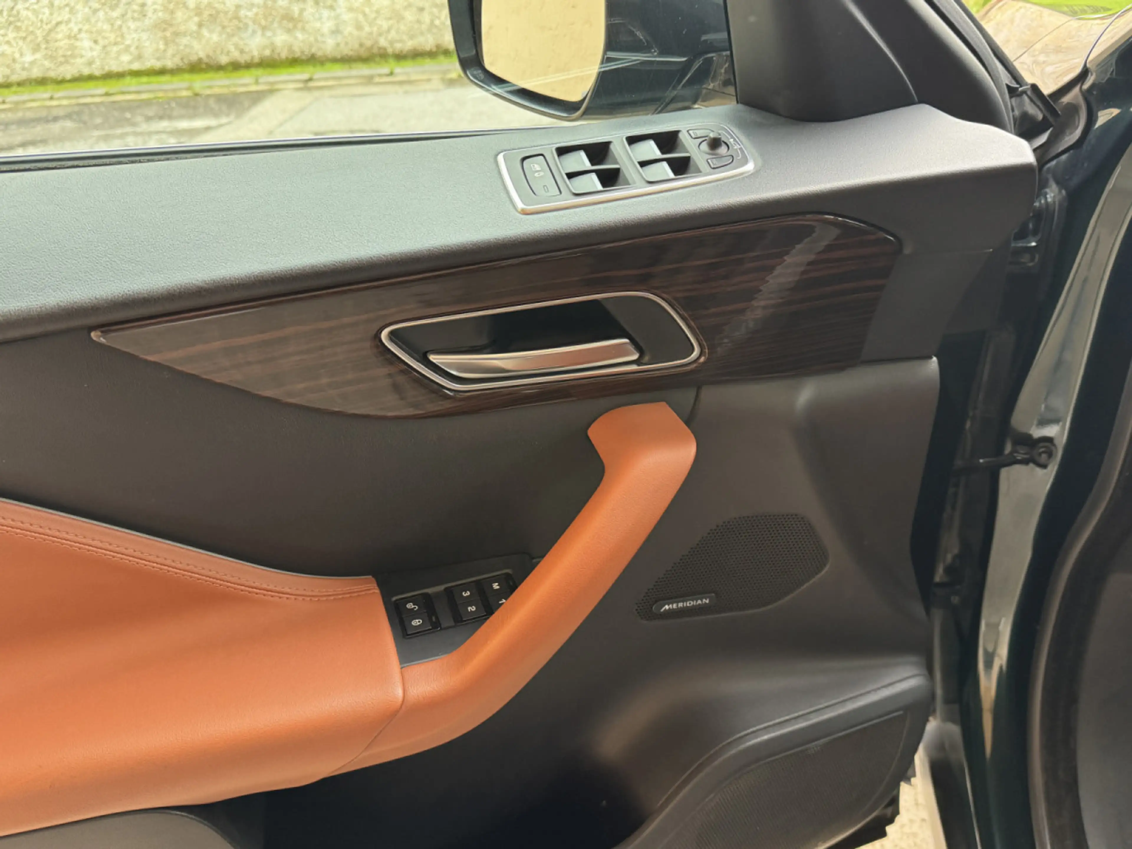 Jaguar F-Pace Jaguar F-PACE Portfolio 30d AWD - 221kW — photo 15