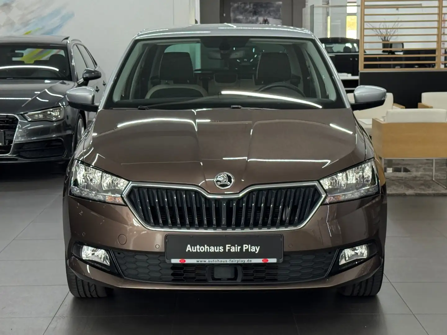 Skoda Fabia Style Carplay/NAVI/KAMERA/1.HAND/U-FREI! Braun - 2