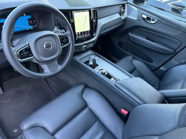 Volvo XC60 view 10