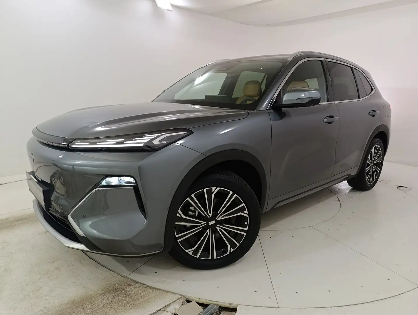 Geely Starray EM-i 00000 Grau - 1