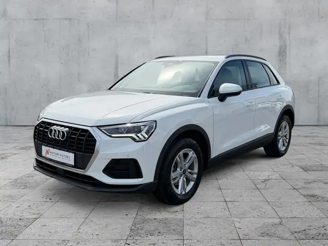Audi Q3 view 2