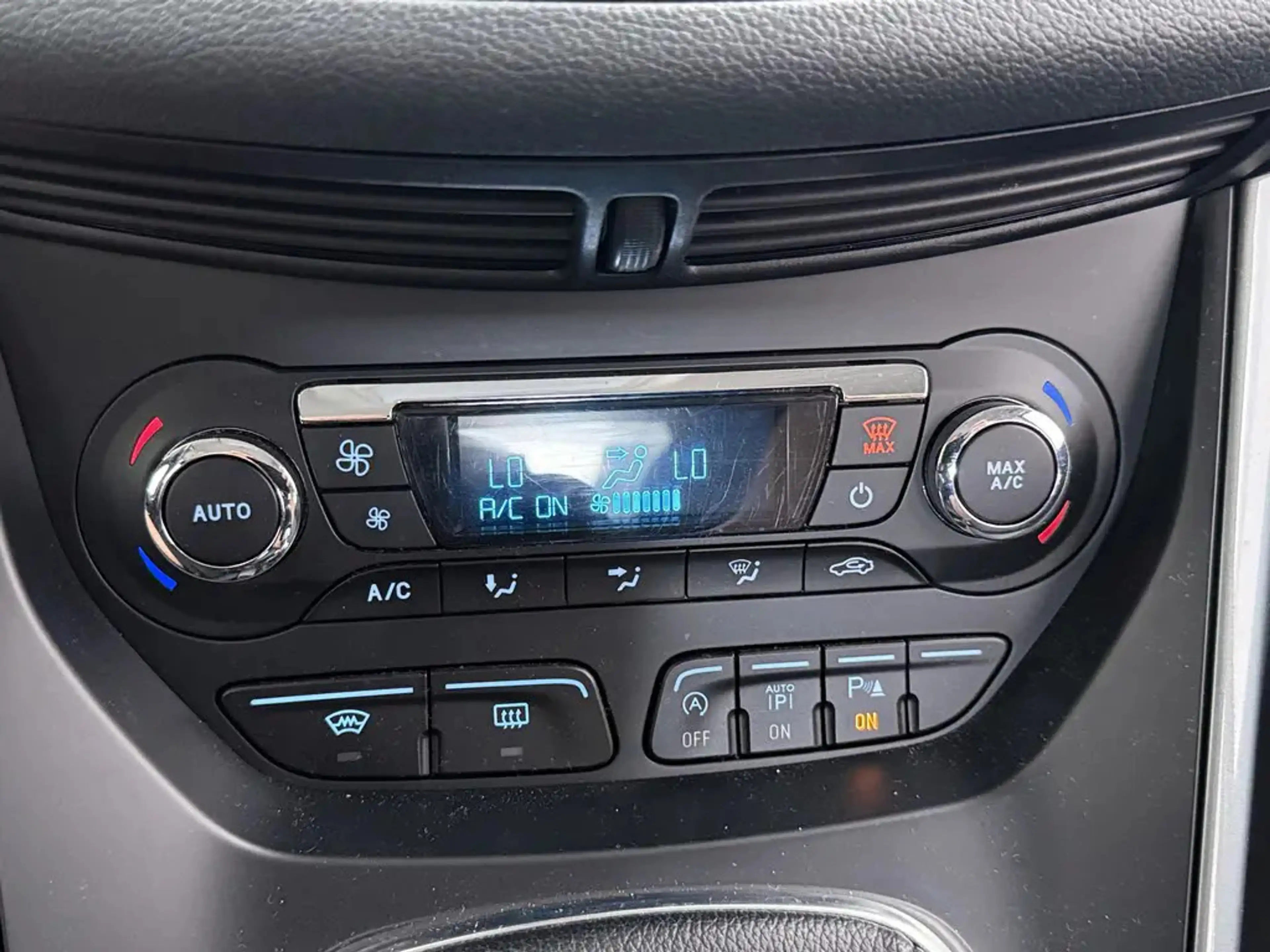Ford Grand C-Max 1.0 Titanium, super mooie auto, distributie vervan — photo 9