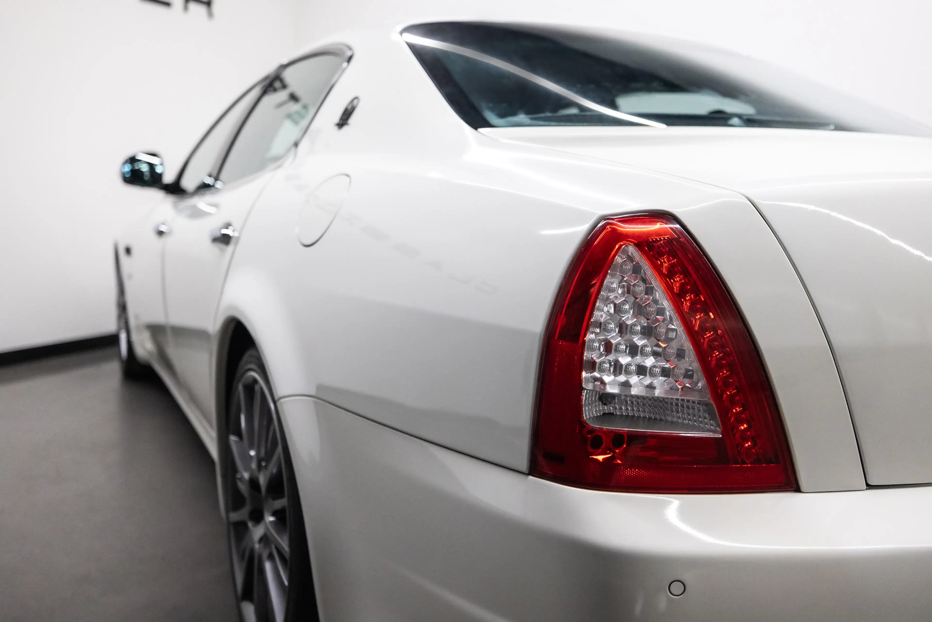 Maserati Quattroporte 4.7 GTS Fiscale waarde € 15.000,- — photo 29