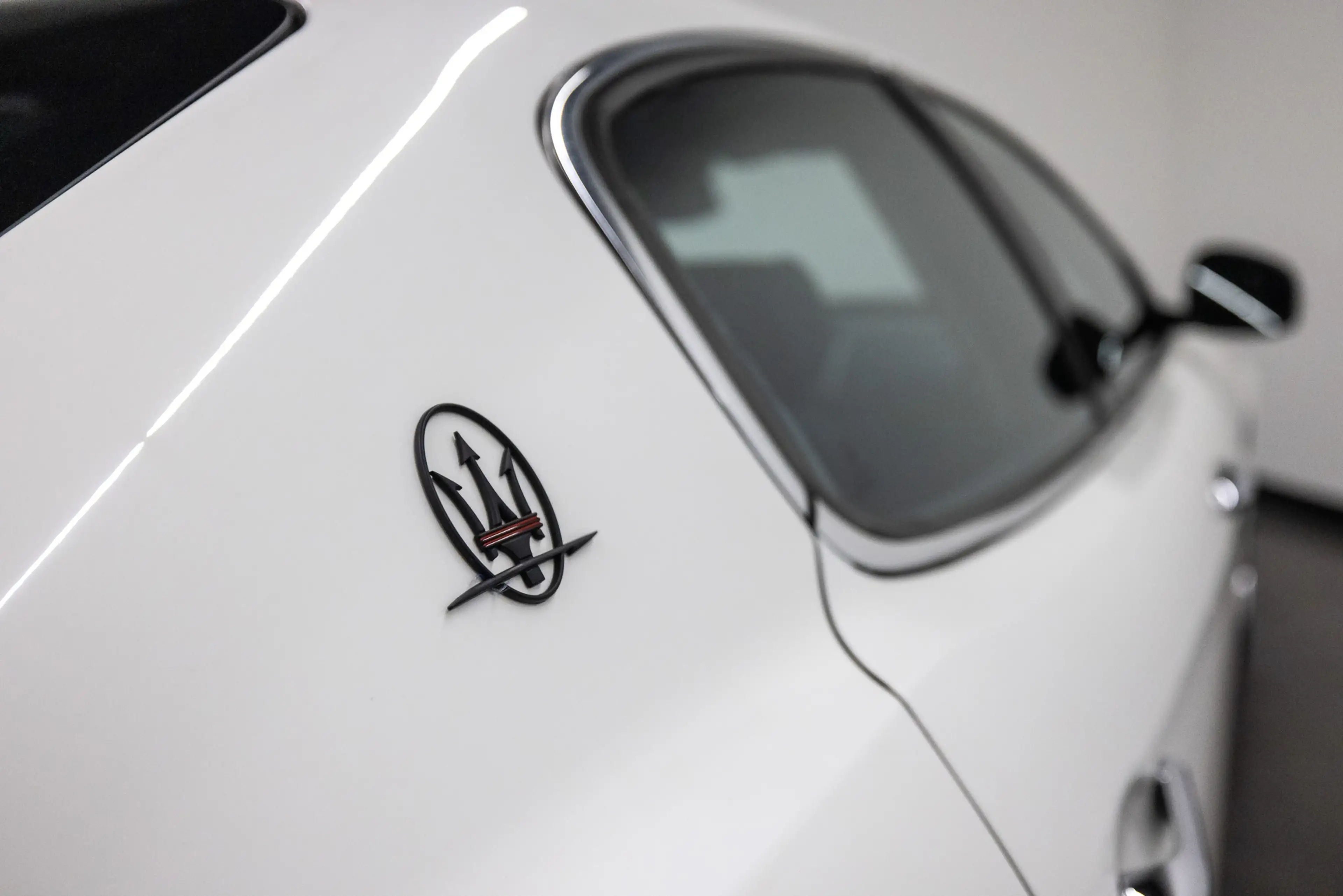 Maserati Quattroporte 4.7 GTS Fiscale waarde € 15.000,- — photo 33