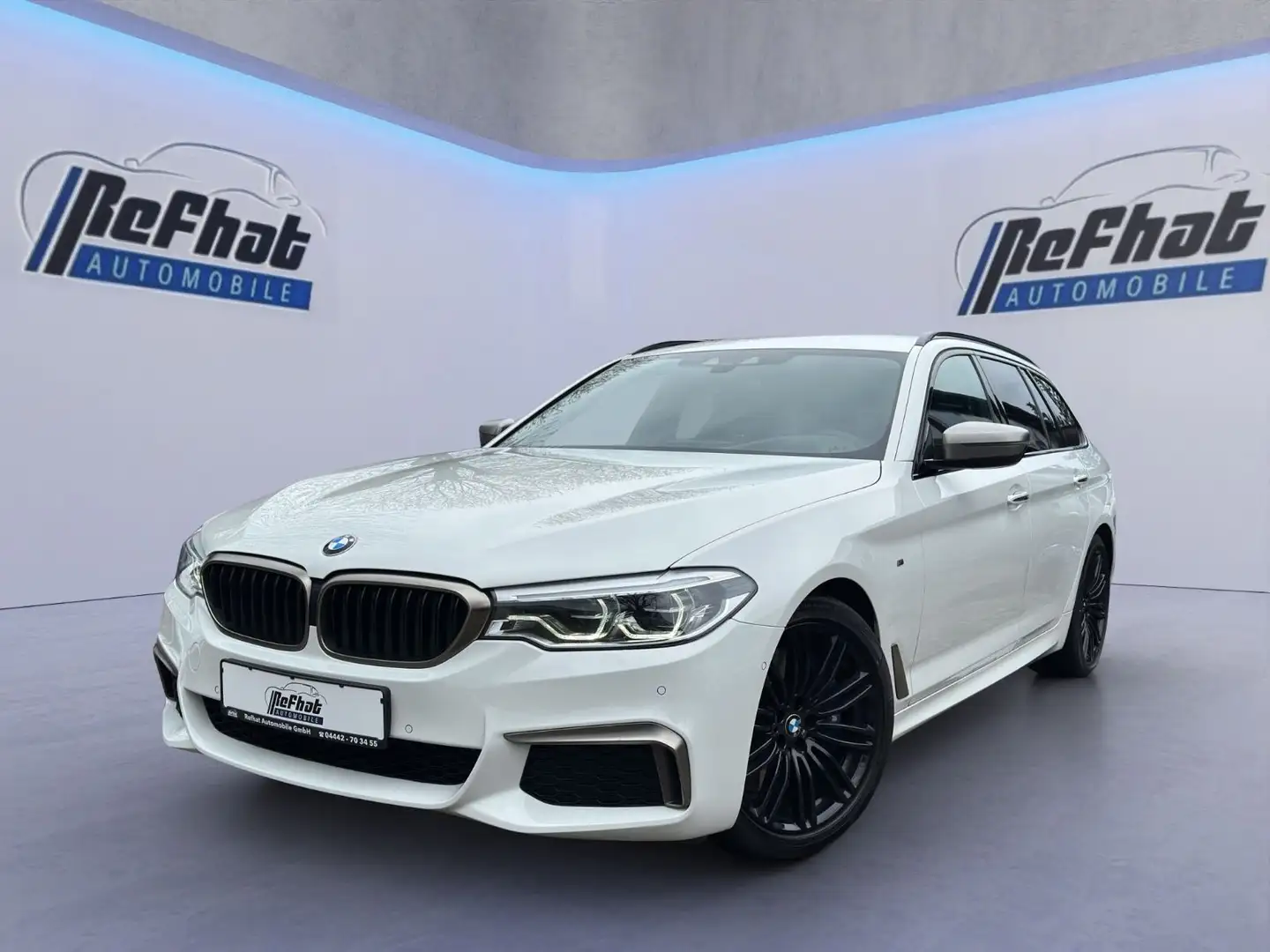 BMW 550 D Touring*xDriv*HUD*AMBIE*M-PACKET*K-GO*LASE Weiß - 1