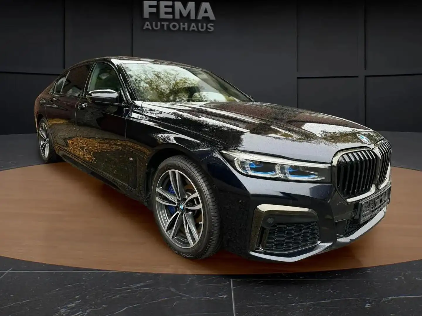 BMW 745 745Le xDrive  M Sport Lounge TV+ Massage Soft h&k Schwarz - 2