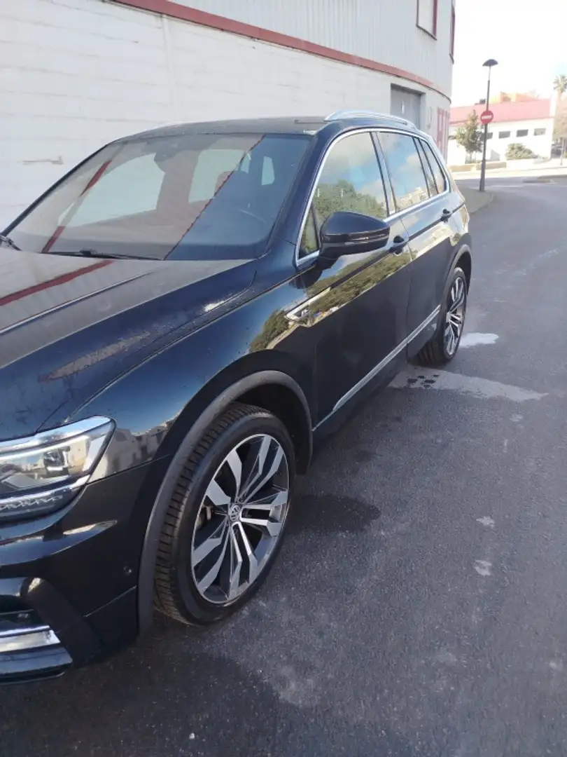 Volkswagen Tiguan Allspace 2.0TDI Sport 4M DSG 176kW Negro - 2