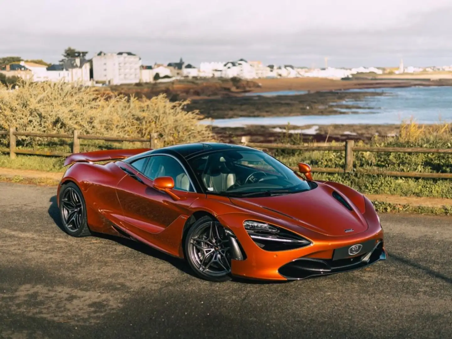 McLaren 720S 4.0l V8 Luxury 720 CH - Caméra - Lift - Soft Close - Pas de malus Gold - 2