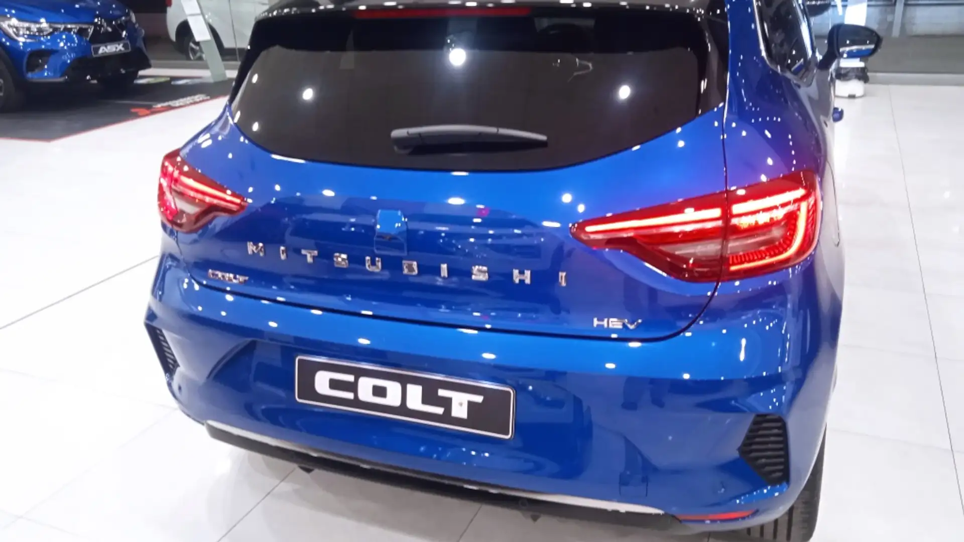Mitsubishi Colt 100T Kaiteki+ Bleu - 2
