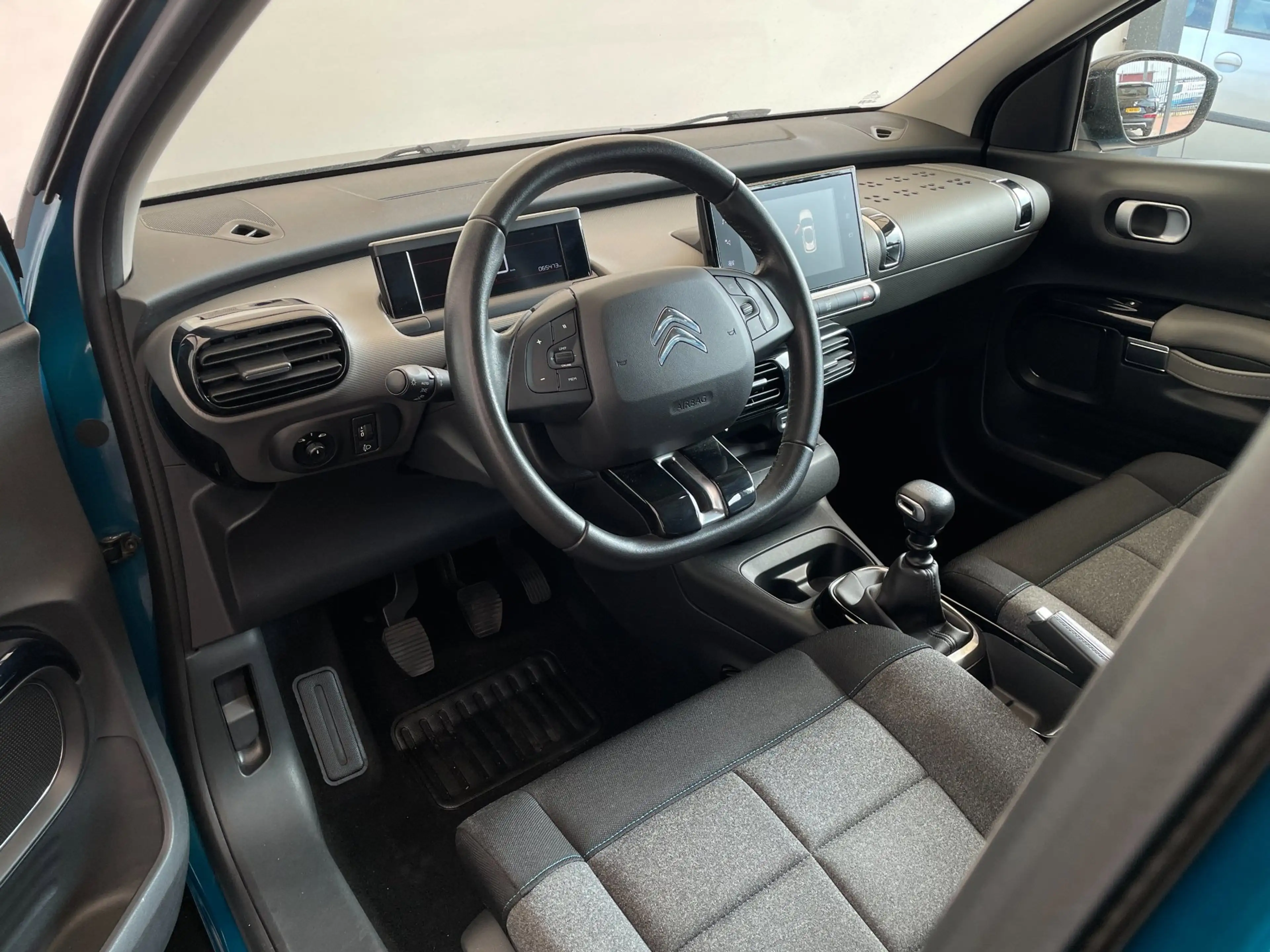 Citroen C4 Cactus 1.2 PureTech Feel|Cruise Control|Carplay|Camera — photo 10