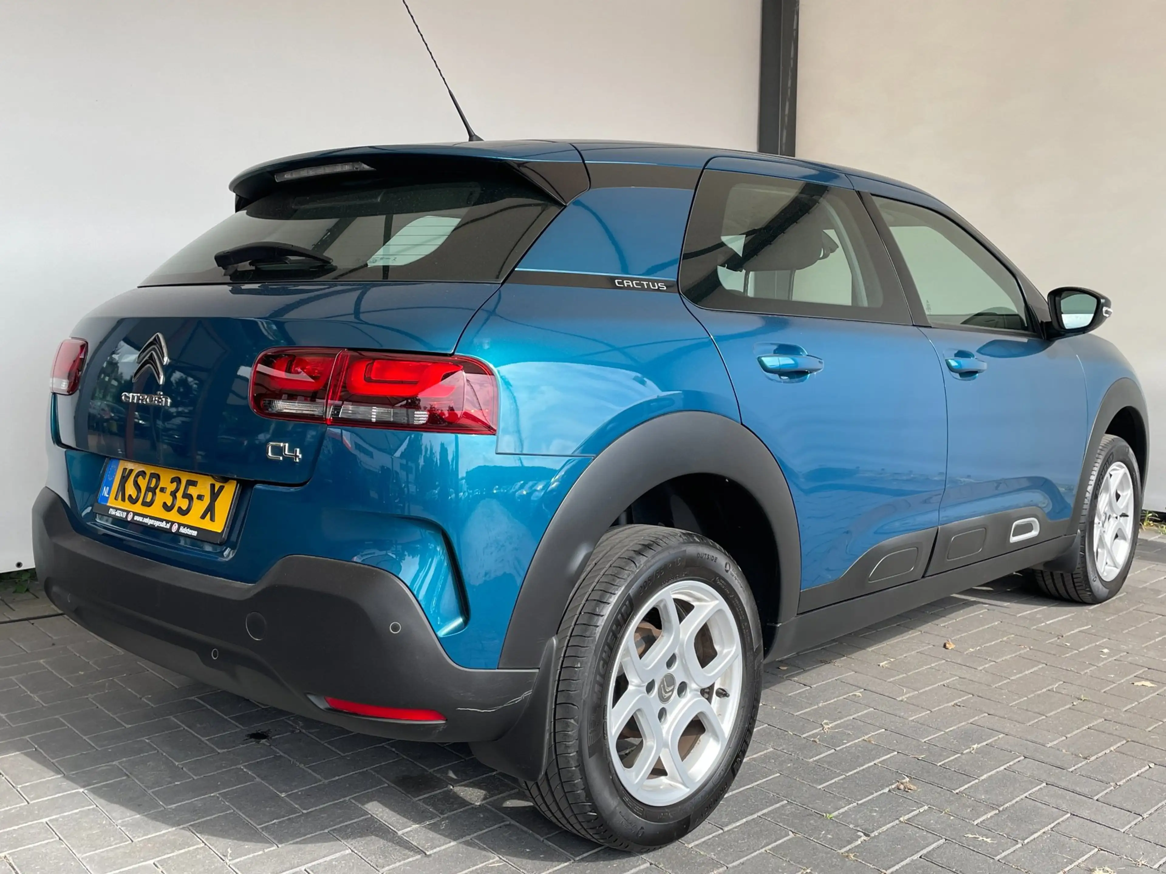 Citroen C4 Cactus 1.2 PureTech Feel|Cruise Control|Carplay|Camera — photo 2