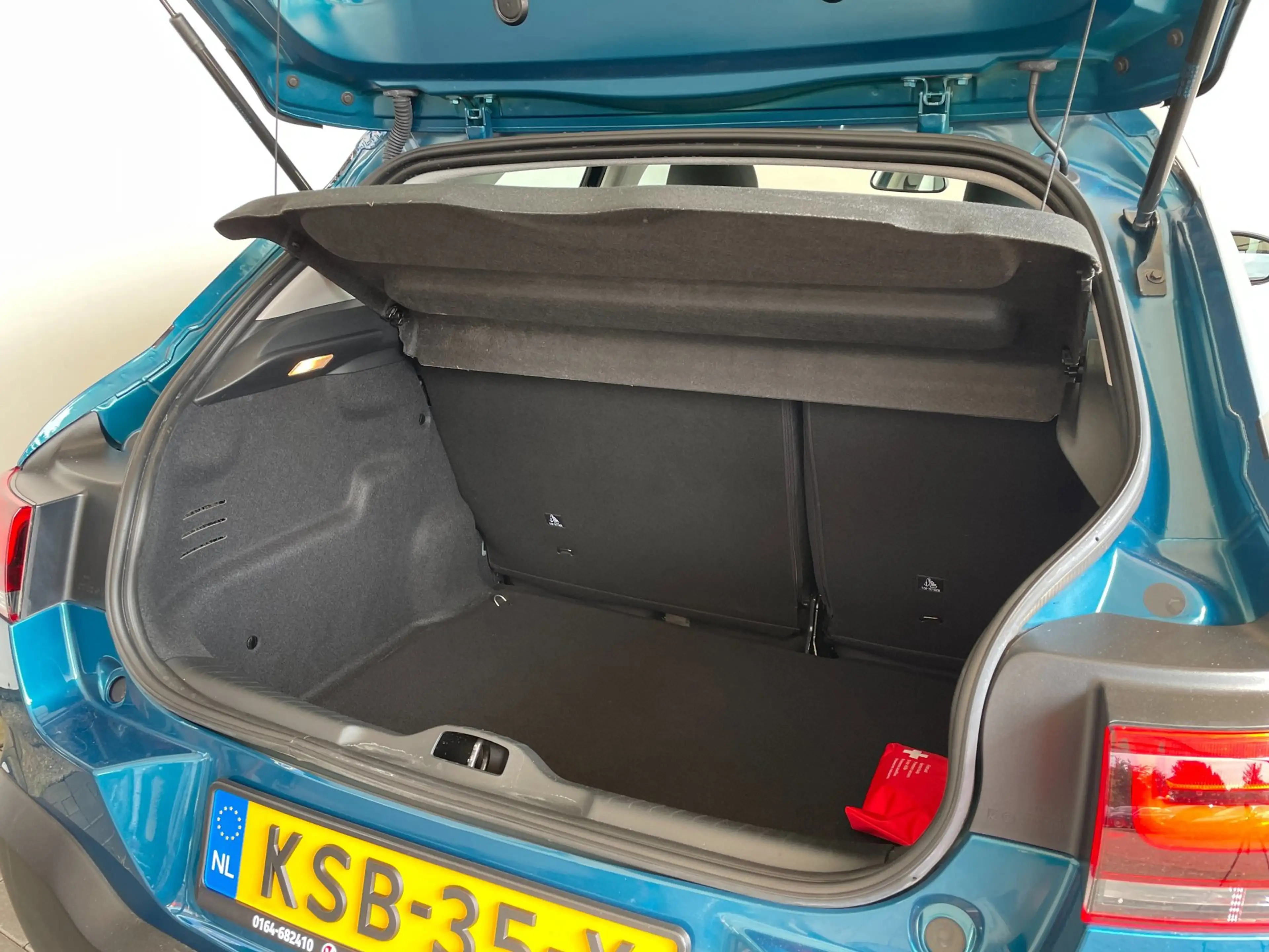 Citroen C4 Cactus 1.2 PureTech Feel|Cruise Control|Carplay|Camera — photo 8