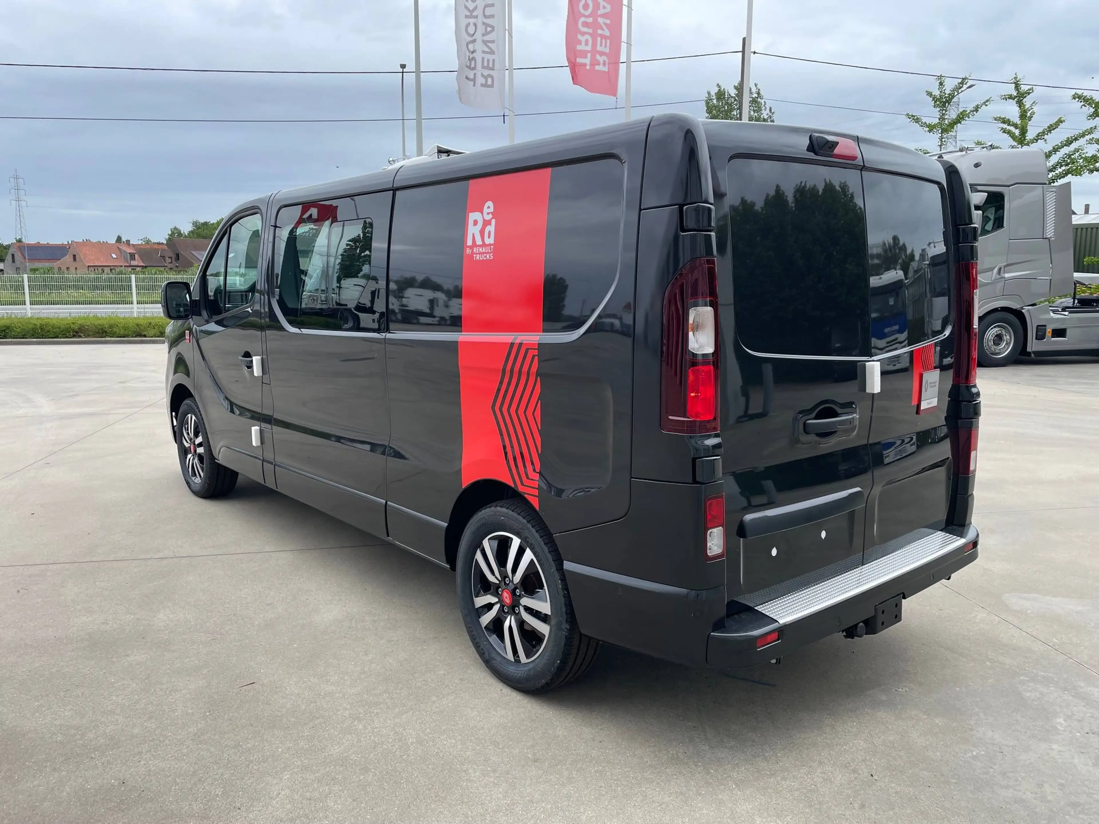 Renault Trafic Exclusive Van Crew L2H1 — photo 3