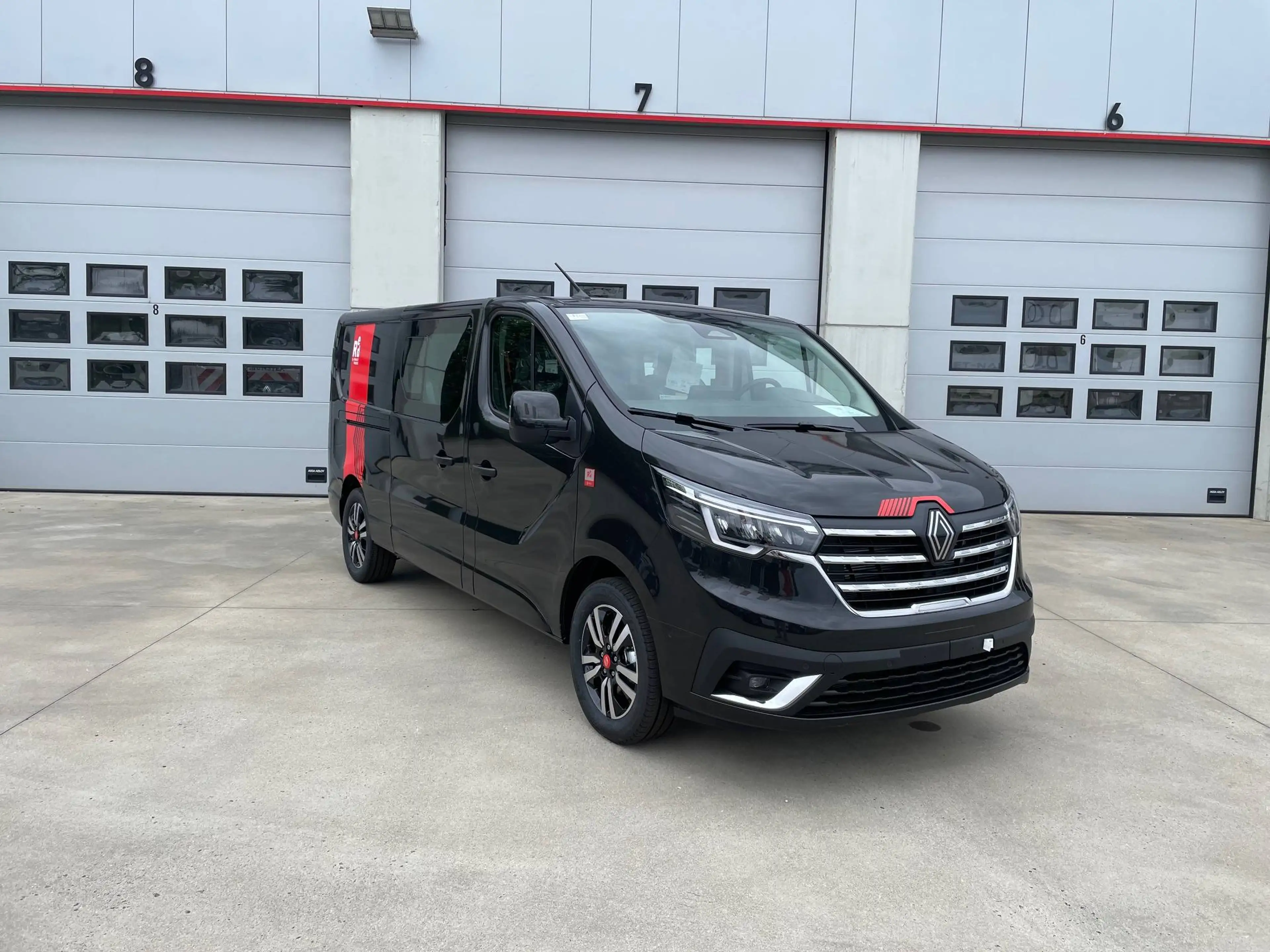 Renault Trafic Exclusive Van Crew L2H1
