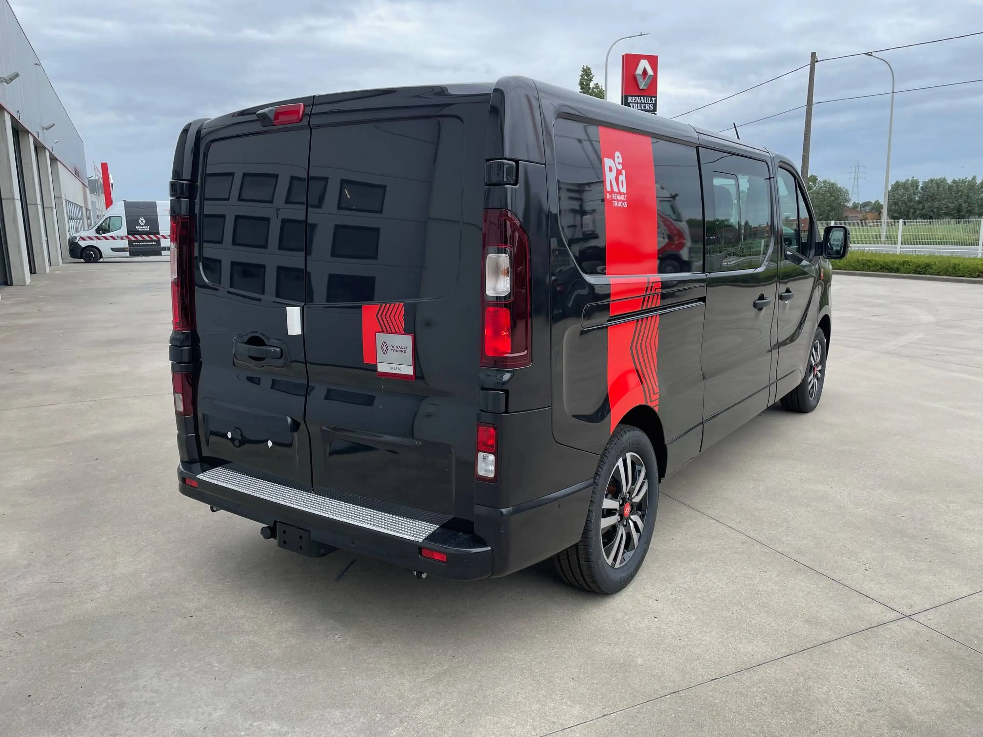 Renault Trafic Exclusive Van Crew L2H1 — photo 4