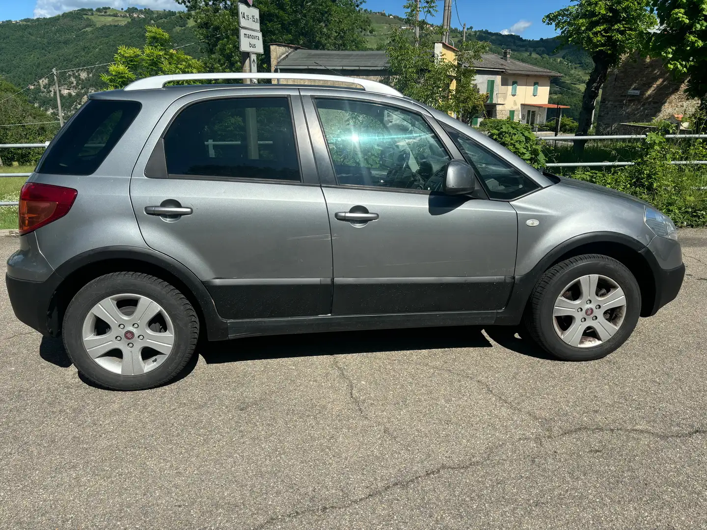 Fiat Sedici Sedici 1.9 mjt Dynamic 4x4 120cv Grigio - 1