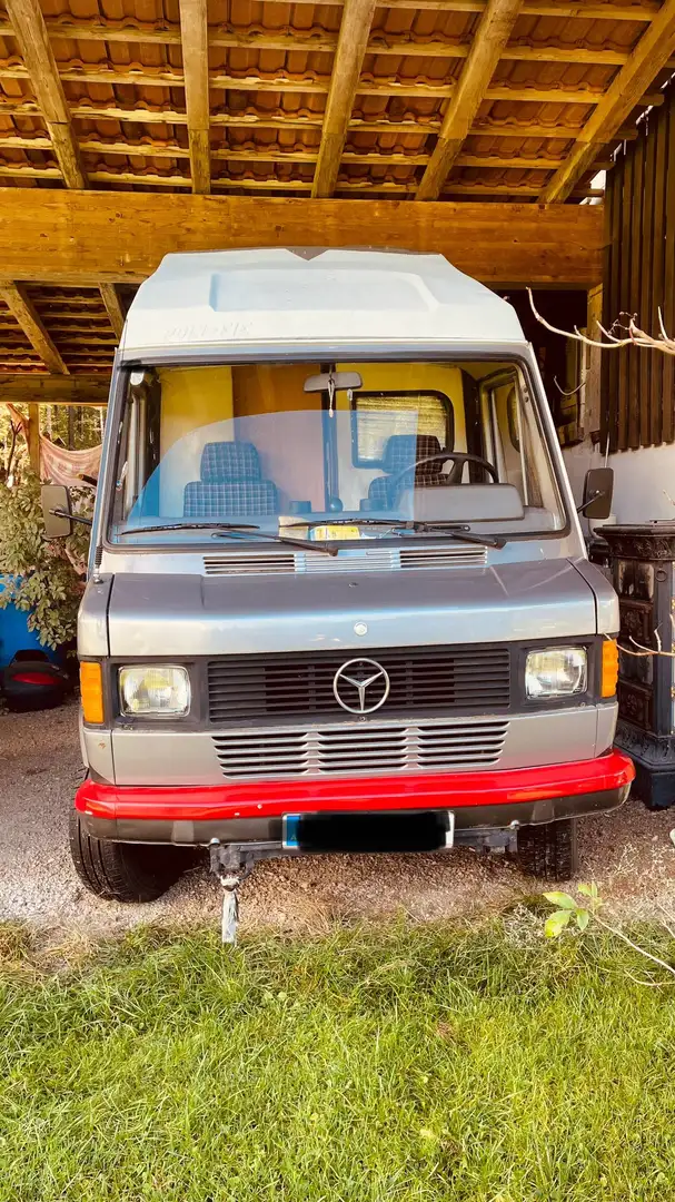 Mercedes-Benz T1 307 D/33 3,20 t Silber - 1