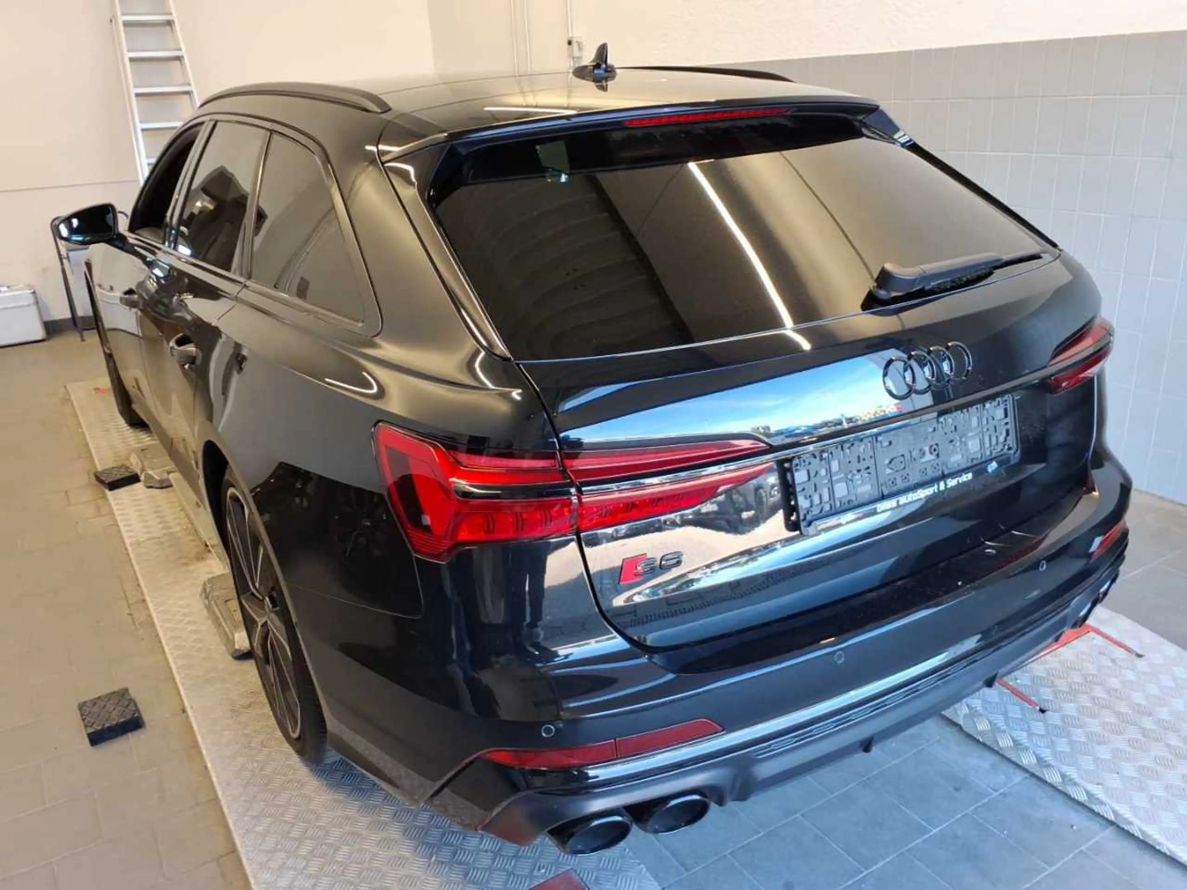 Audi S6 Avant Pano Allradlenk AHK HUD 360° B&O Standh — photo 5