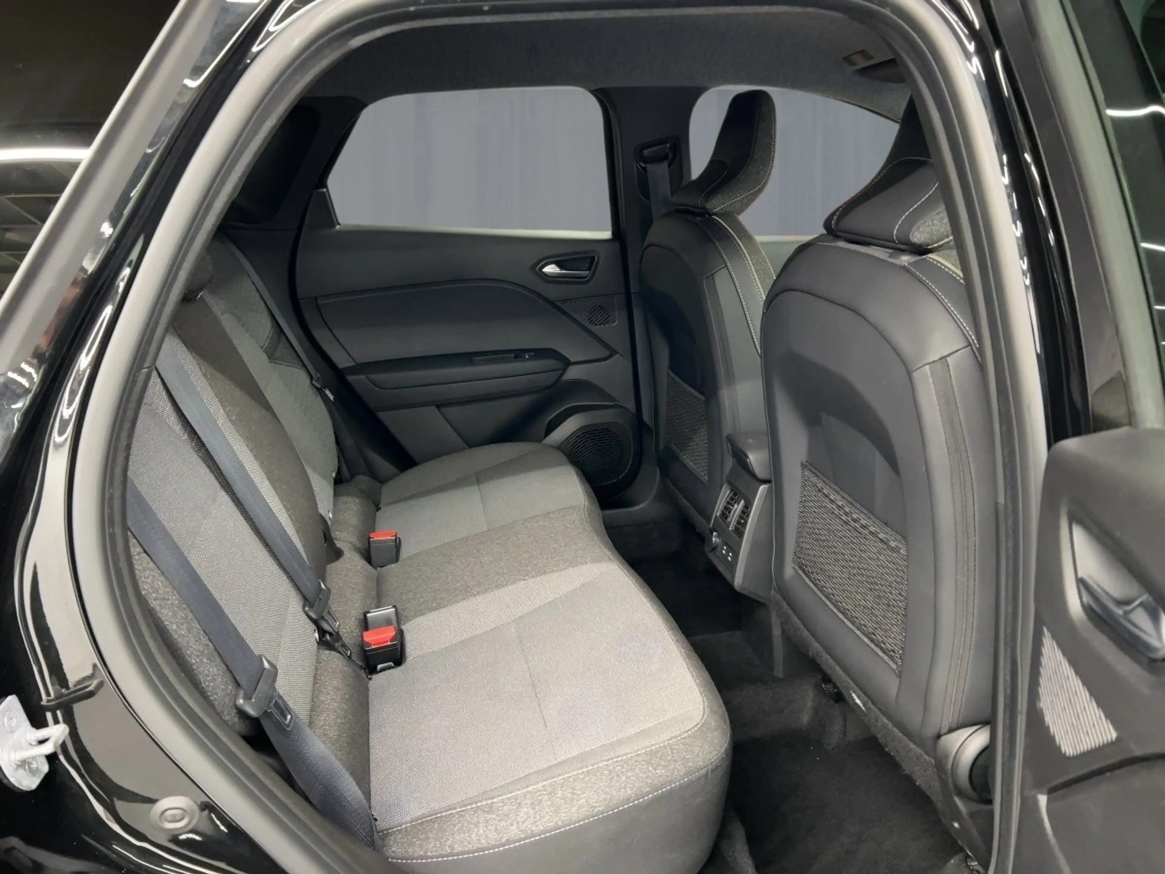 Renault Symbioz TECHNO E-TECH FULL HYBRID 145  SITZHEIZUNG — photo 9