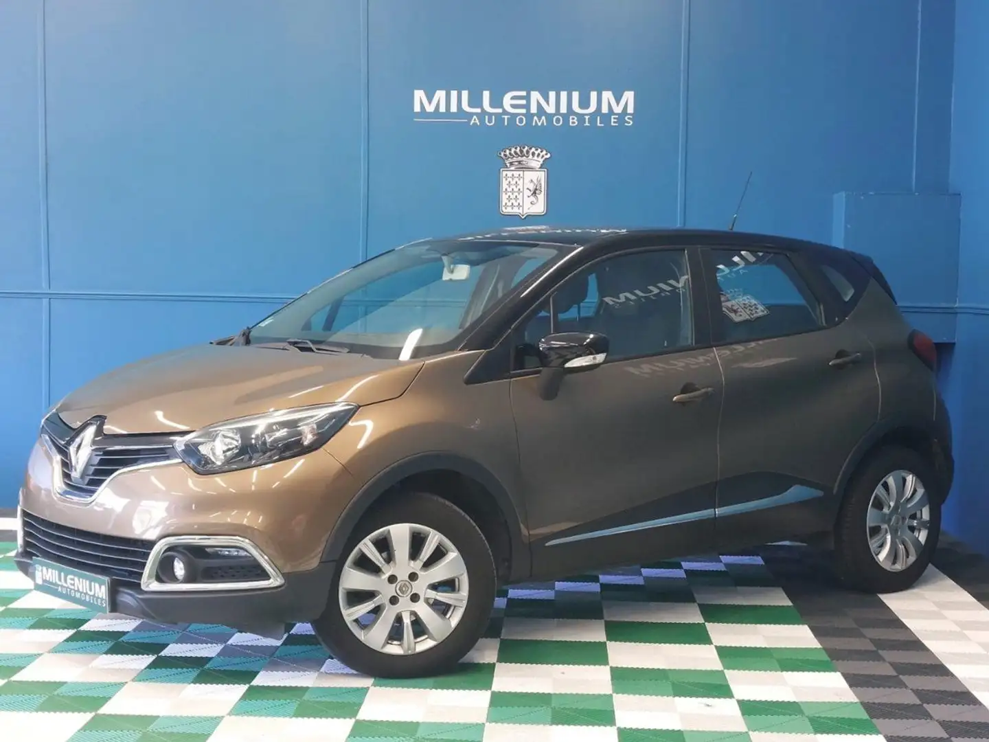 Renault Captur 0.9 TCE 90CH ENERGY BUSINESS Beige - 1