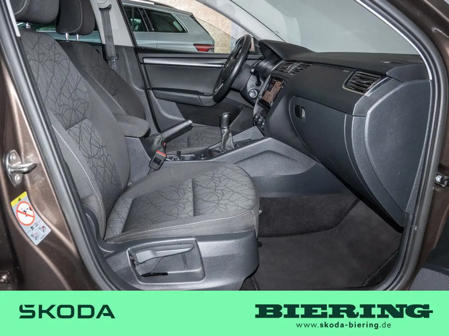 Skoda Octavia Combi 1.0 TSI Clever SHZ KAMERA NAVI LED Brun - 2