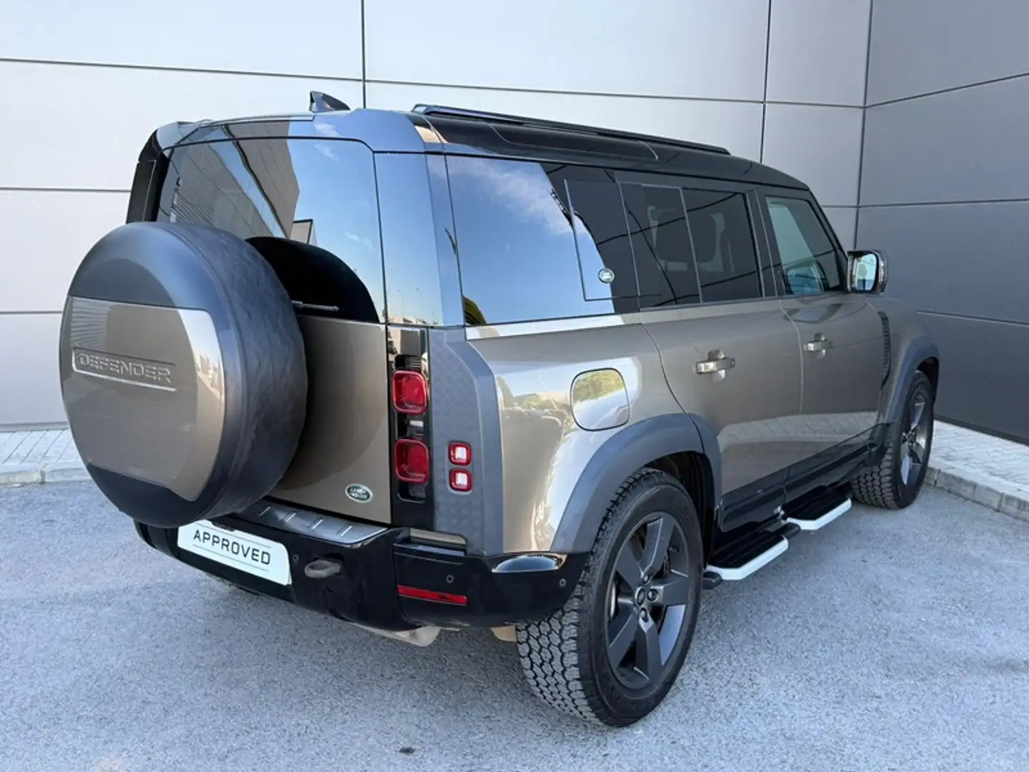 Land Rover Defender 3.0 P400 X-DYNAMIC HSE 110 AUTO 4WD 400 5P - 2