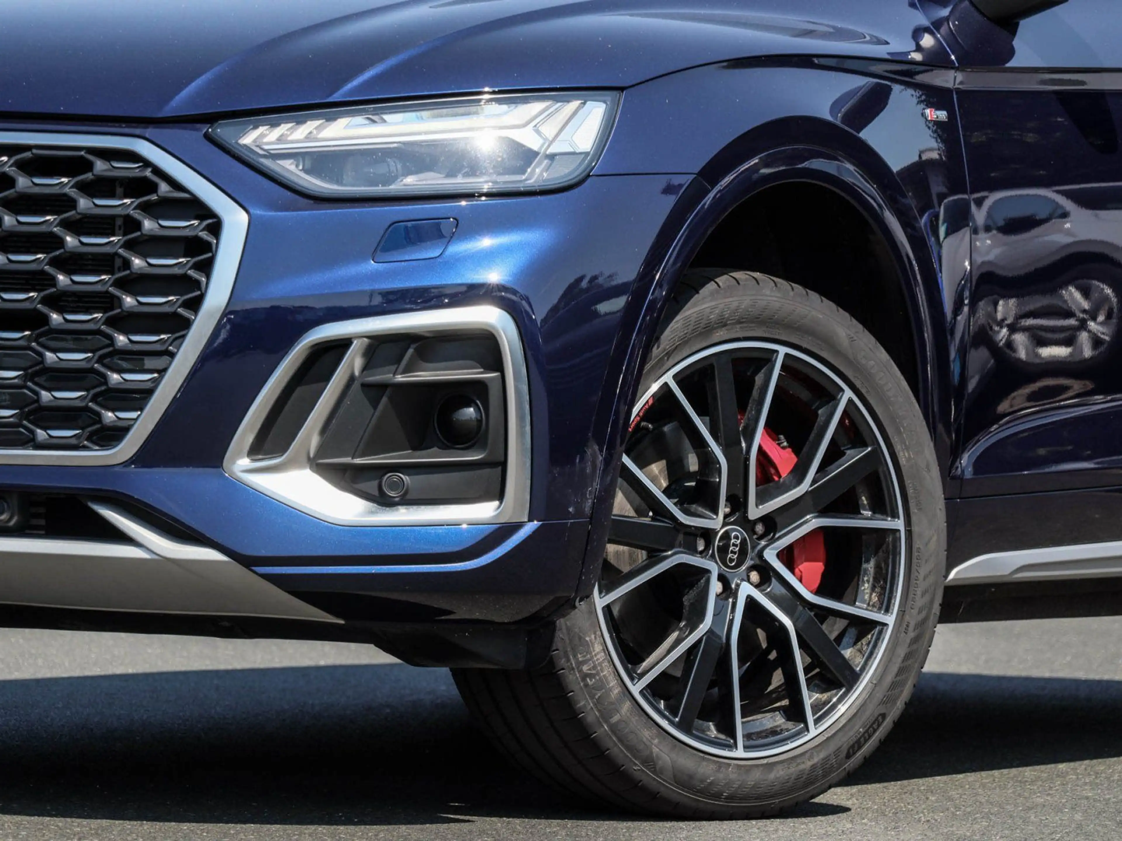 Audi Q5 55 TFSI e quattro S line B&O Matrix — photo 5