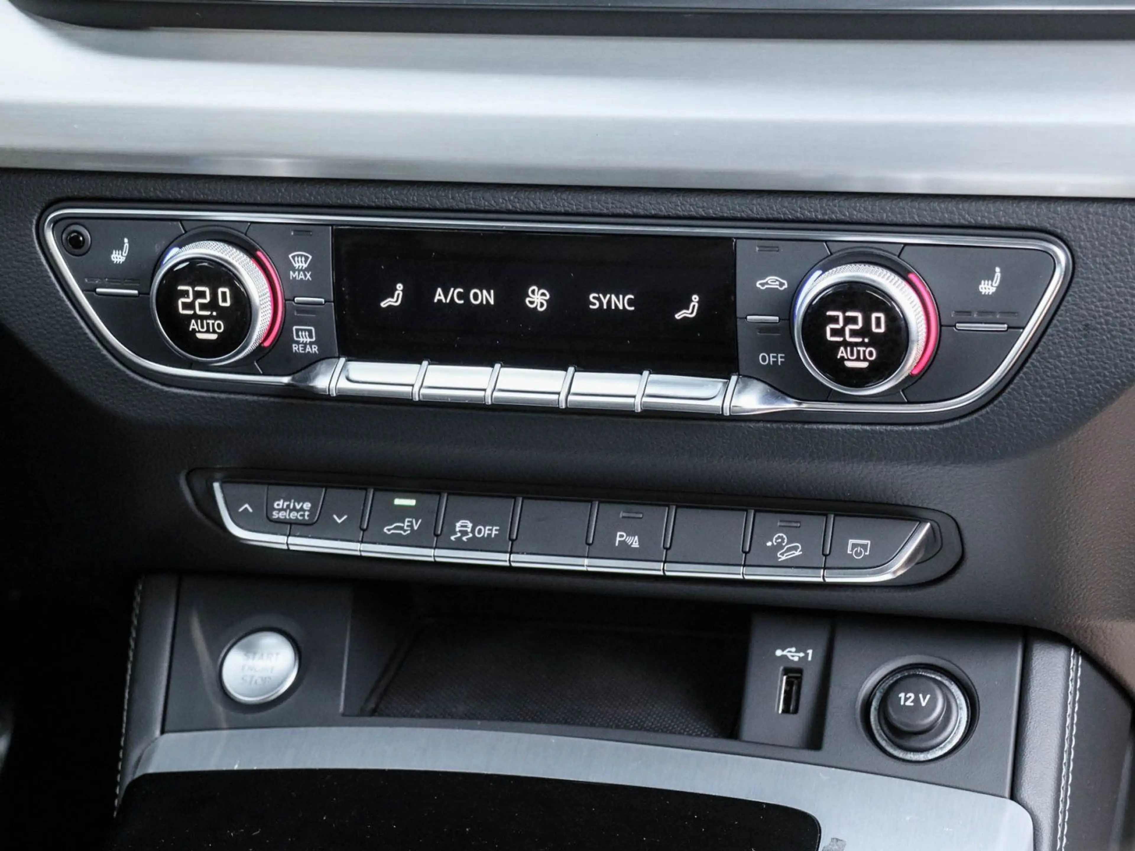 Audi Q5 55 TFSI e quattro S line B&O Matrix — photo 8