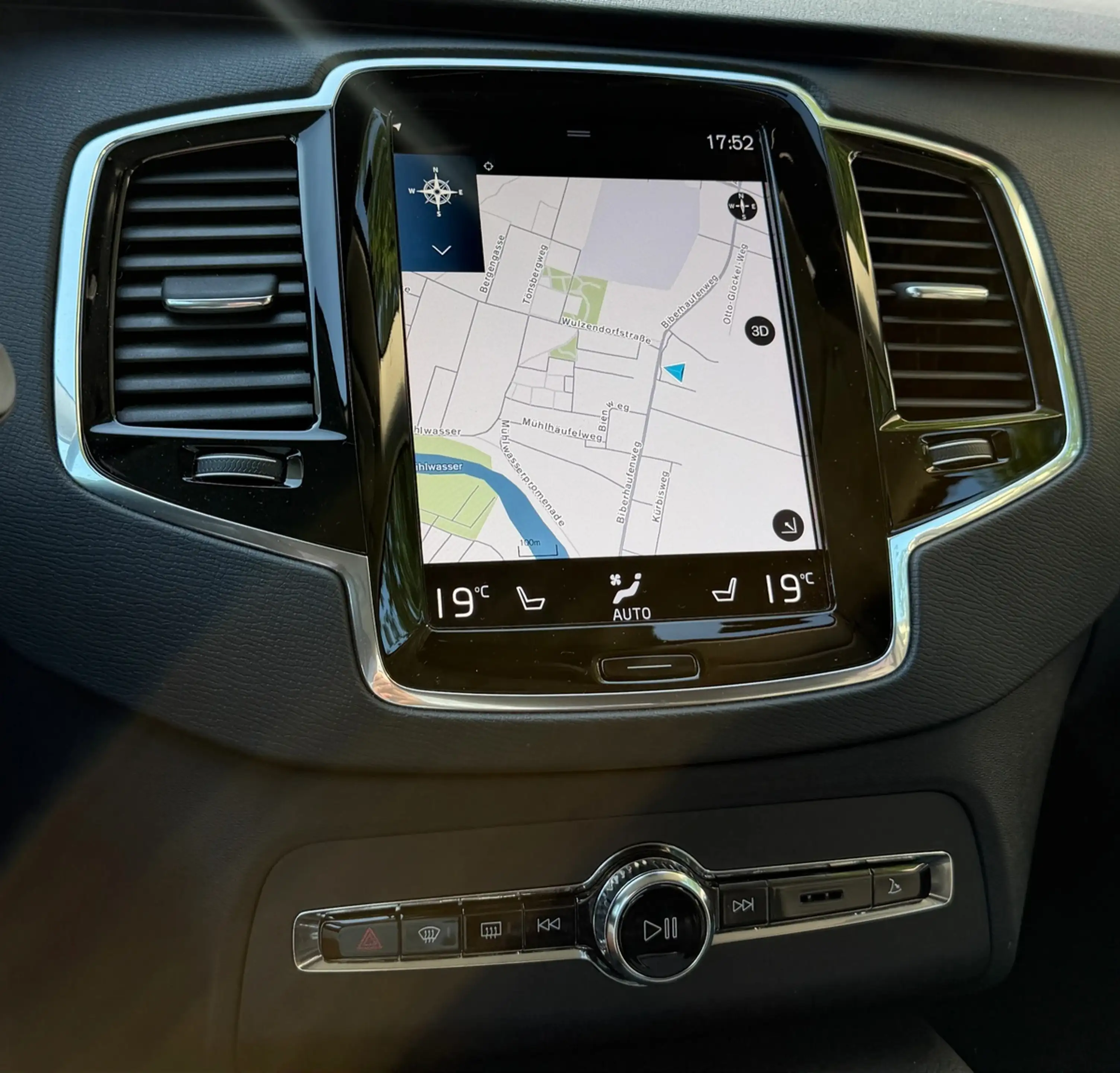 Volvo XC90 2.0d B5 Business AWD/Erstb./39.580km/Garantie — photo 11