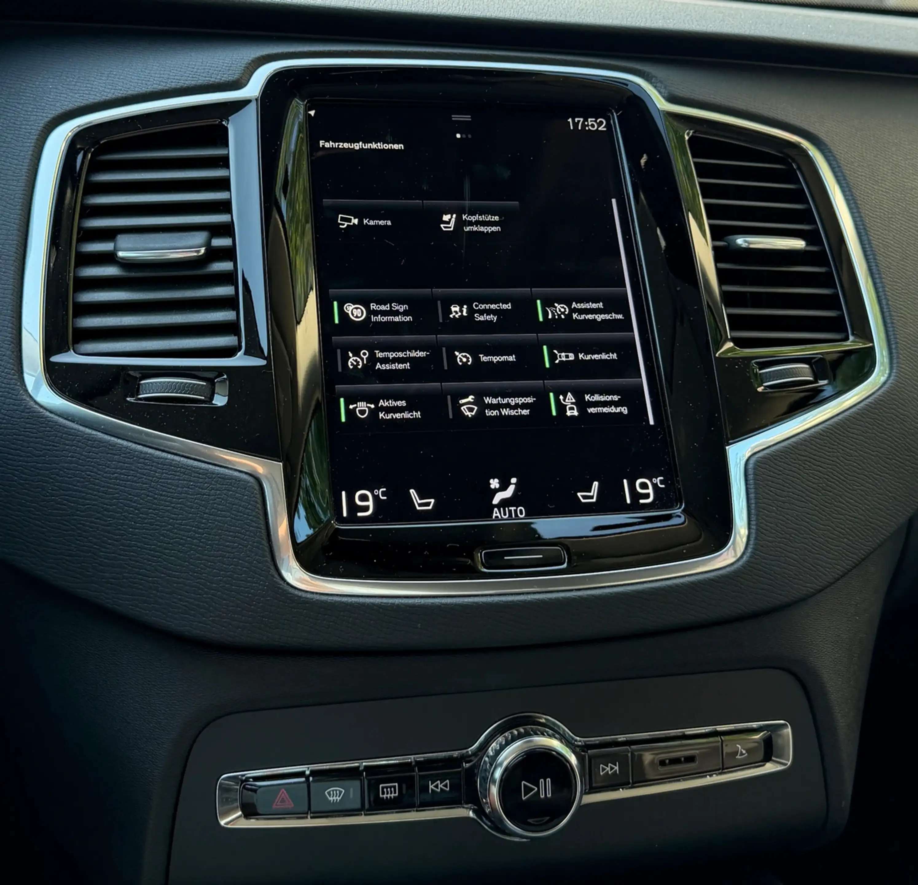 Volvo XC90 2.0d B5 Business AWD/Erstb./39.580km/Garantie — photo 14