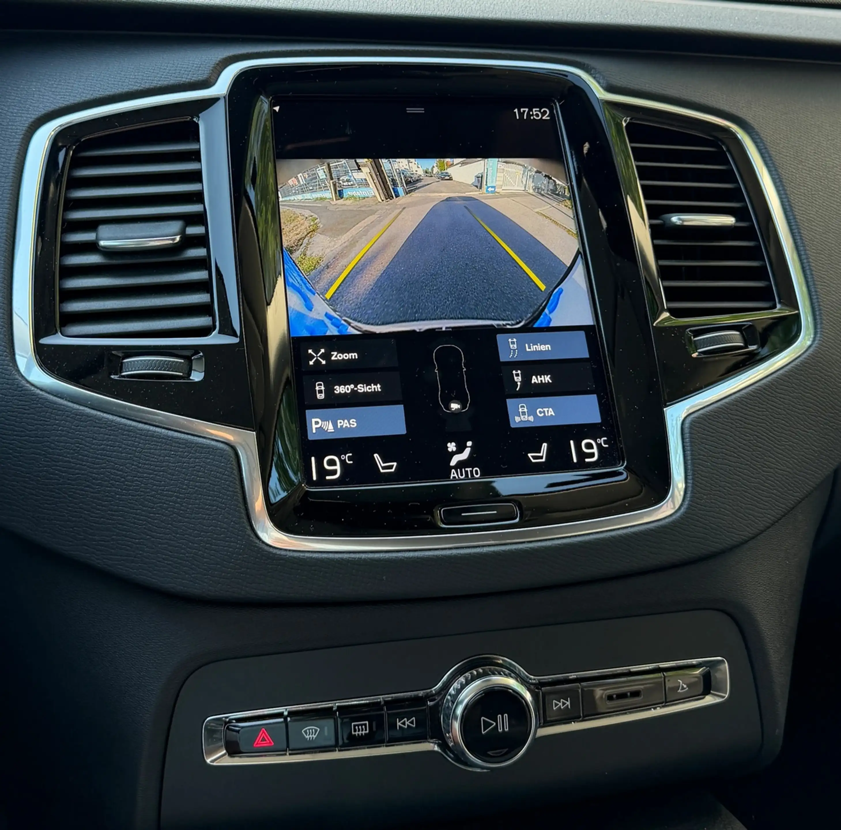 Volvo XC90 2.0d B5 Business AWD/Erstb./39.580km/Garantie — photo 12
