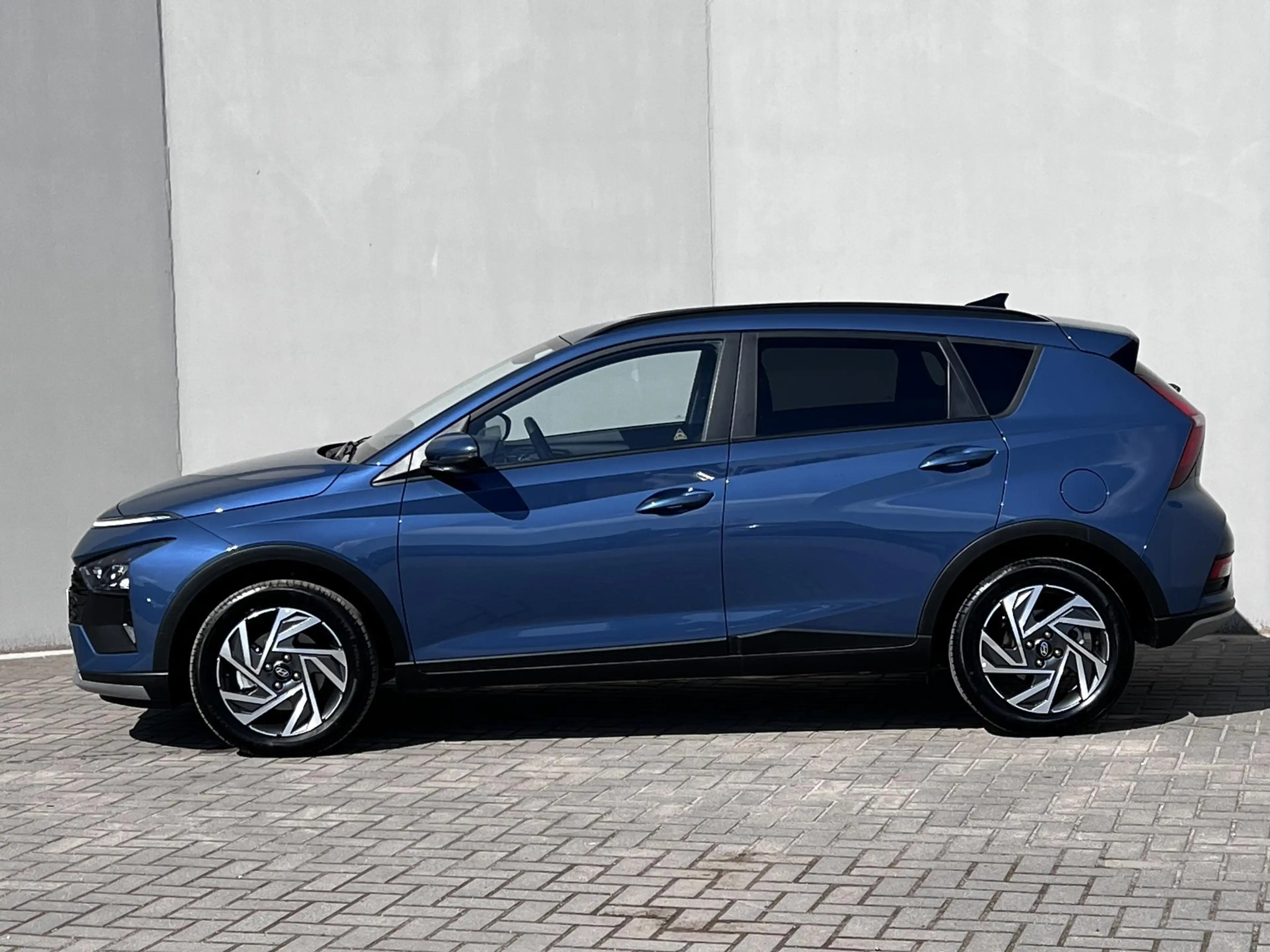 Hyundai BAYON 1.0 T-GDI Comfort / Dealer onderhouden / Navigatie — photo 10