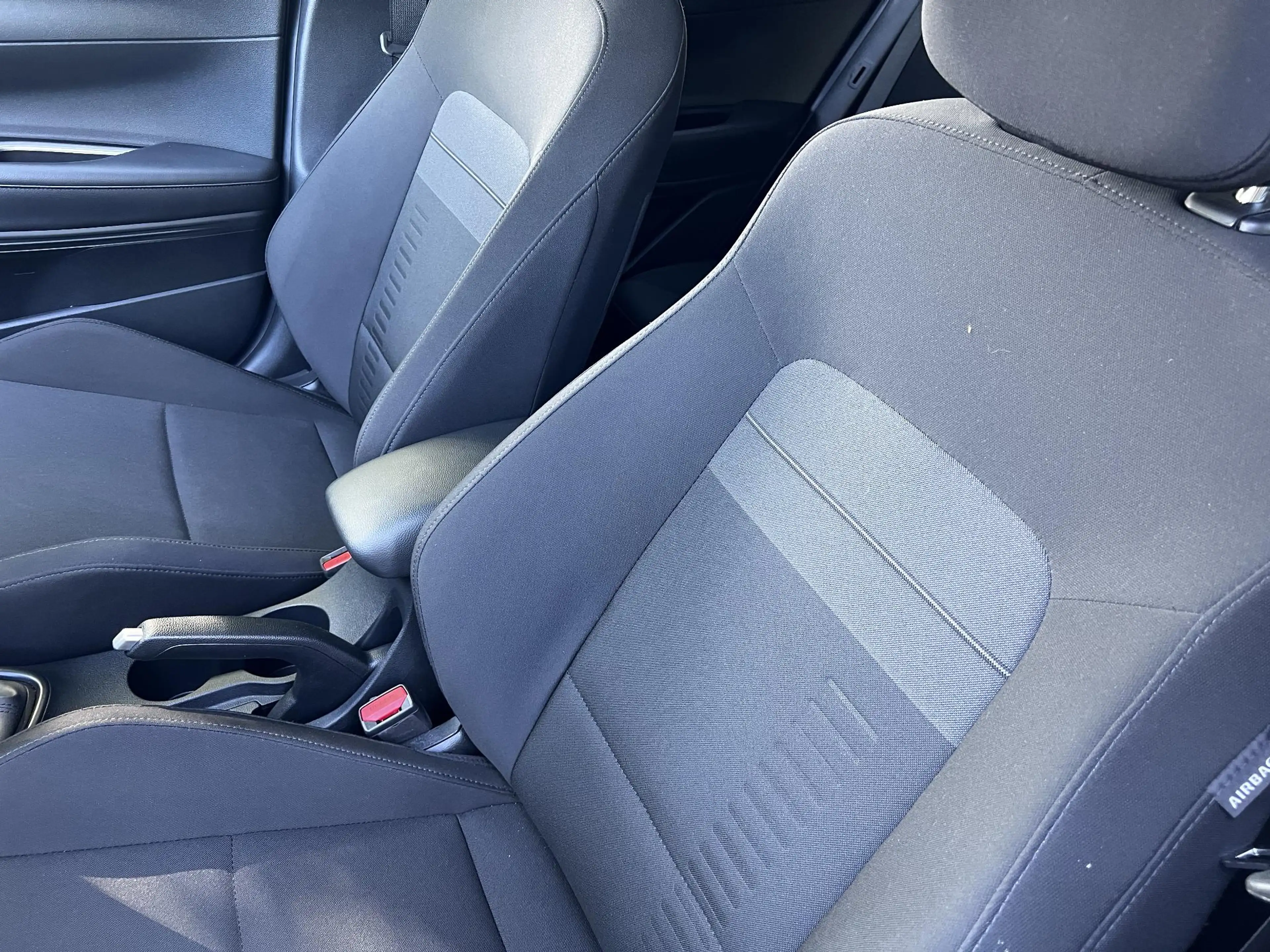 Hyundai BAYON 1.0 T-GDI Comfort / Dealer onderhouden / Navigatie — photo 23