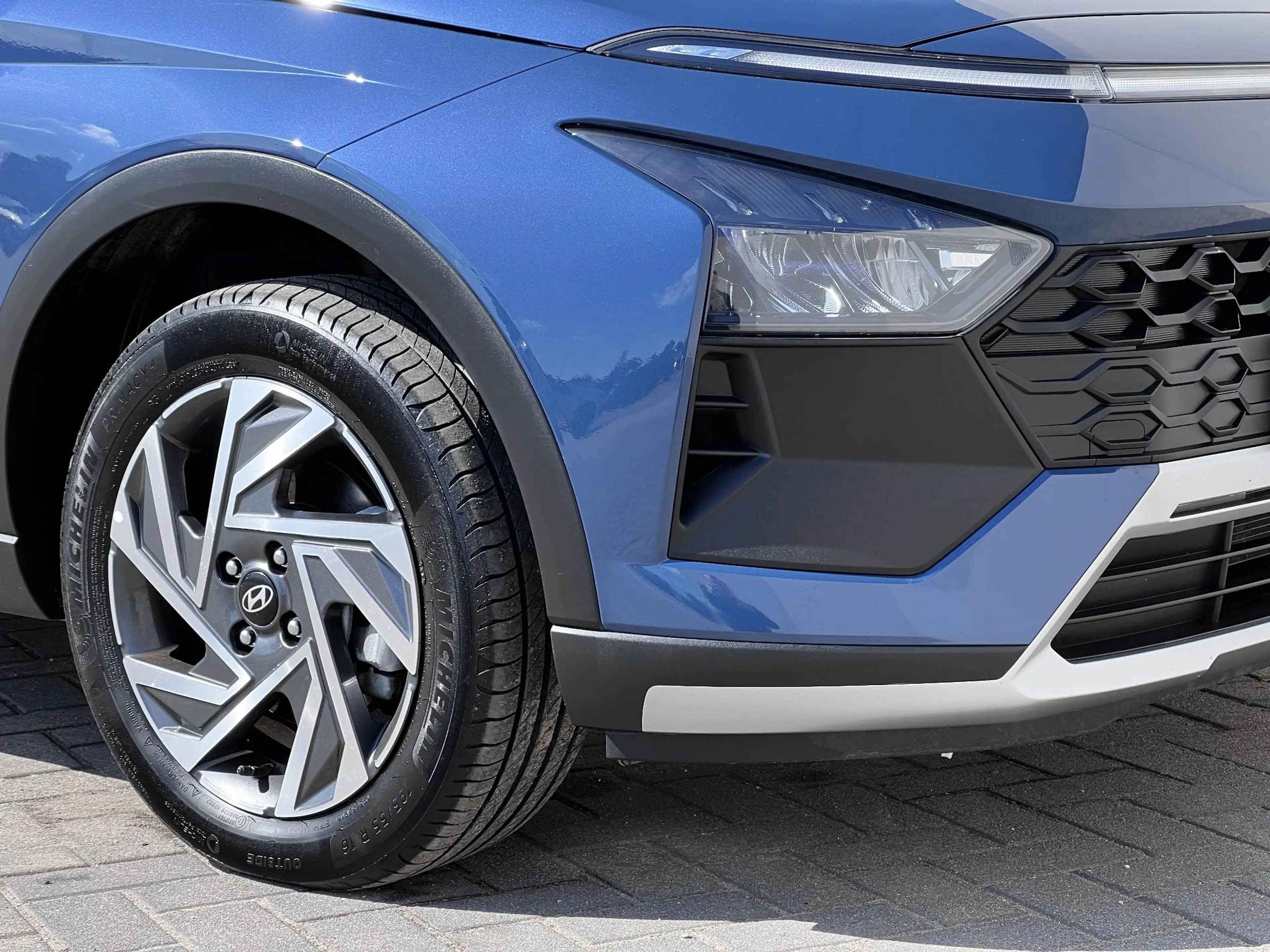 Hyundai BAYON 1.0 T-GDI Comfort / Dealer onderhouden / Navigatie — photo 34