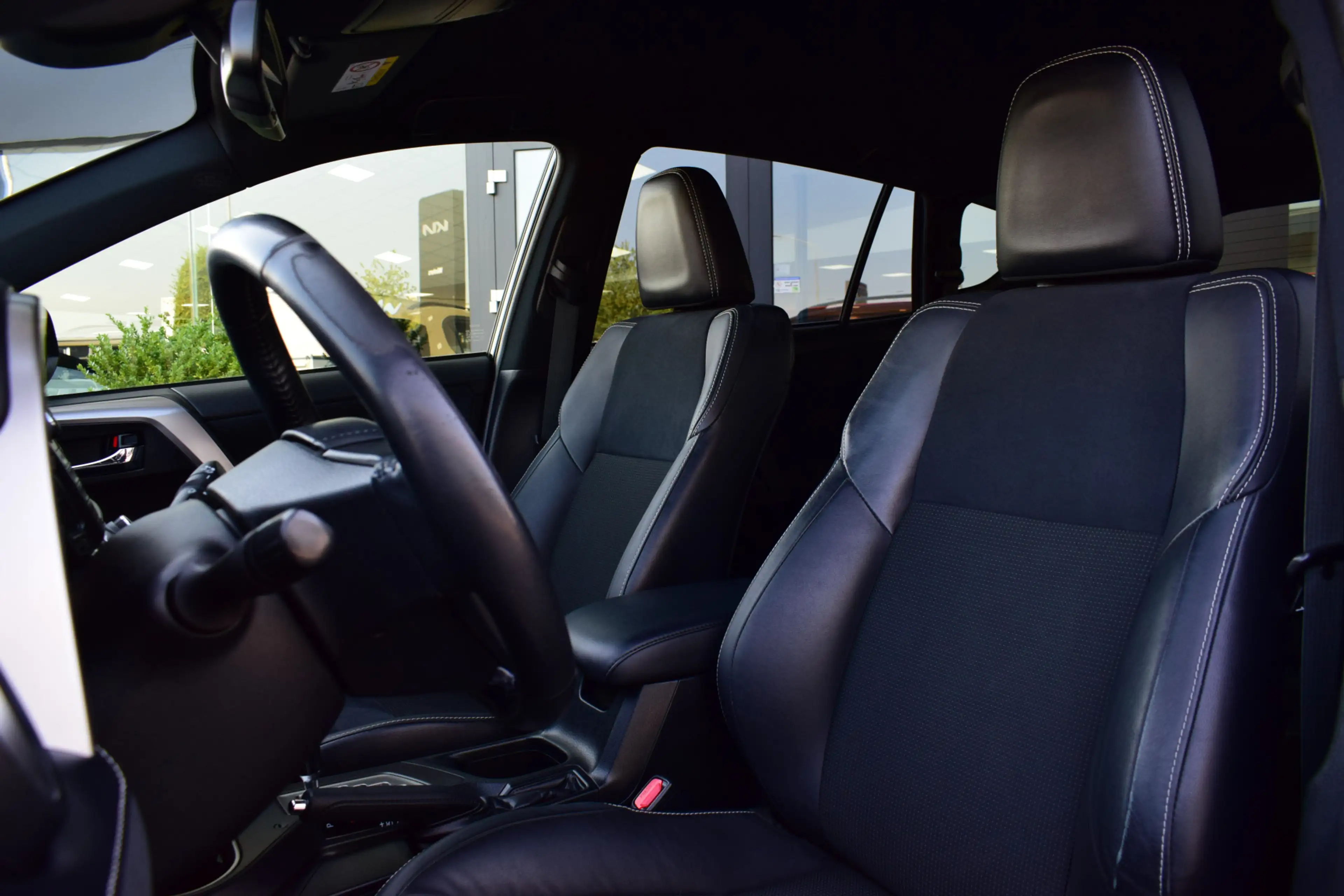 Toyota RAV 4 2.5 Hybrid AWD Style | Navigatie | Camera | Stoelv — photo 8