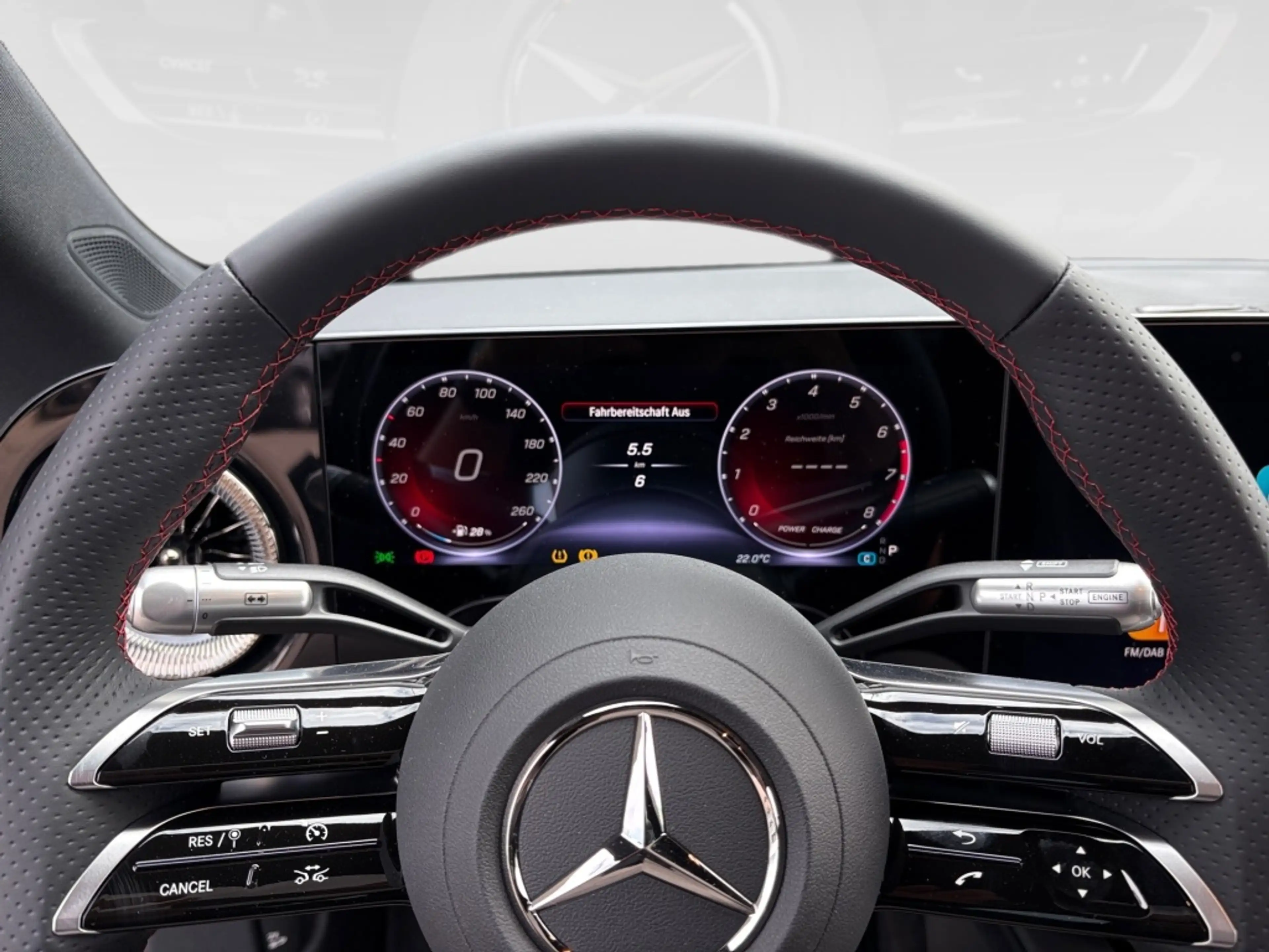 Mercedes-Benz CLA 200 4M AMG-Line+Night+Pano+DISTRONIC+KEYLESS — photo 12